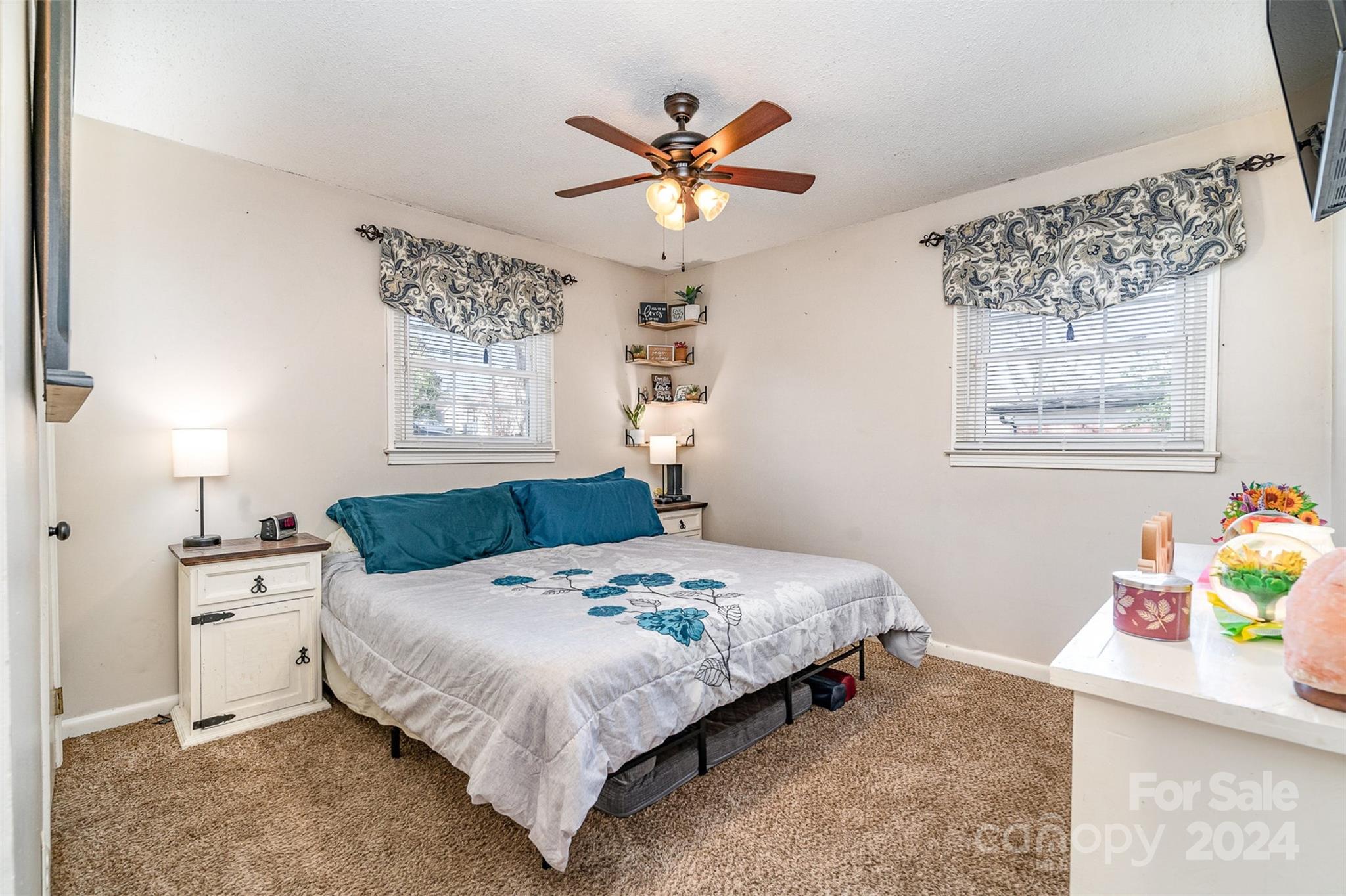 206 Winona Avenue Property Photo 18