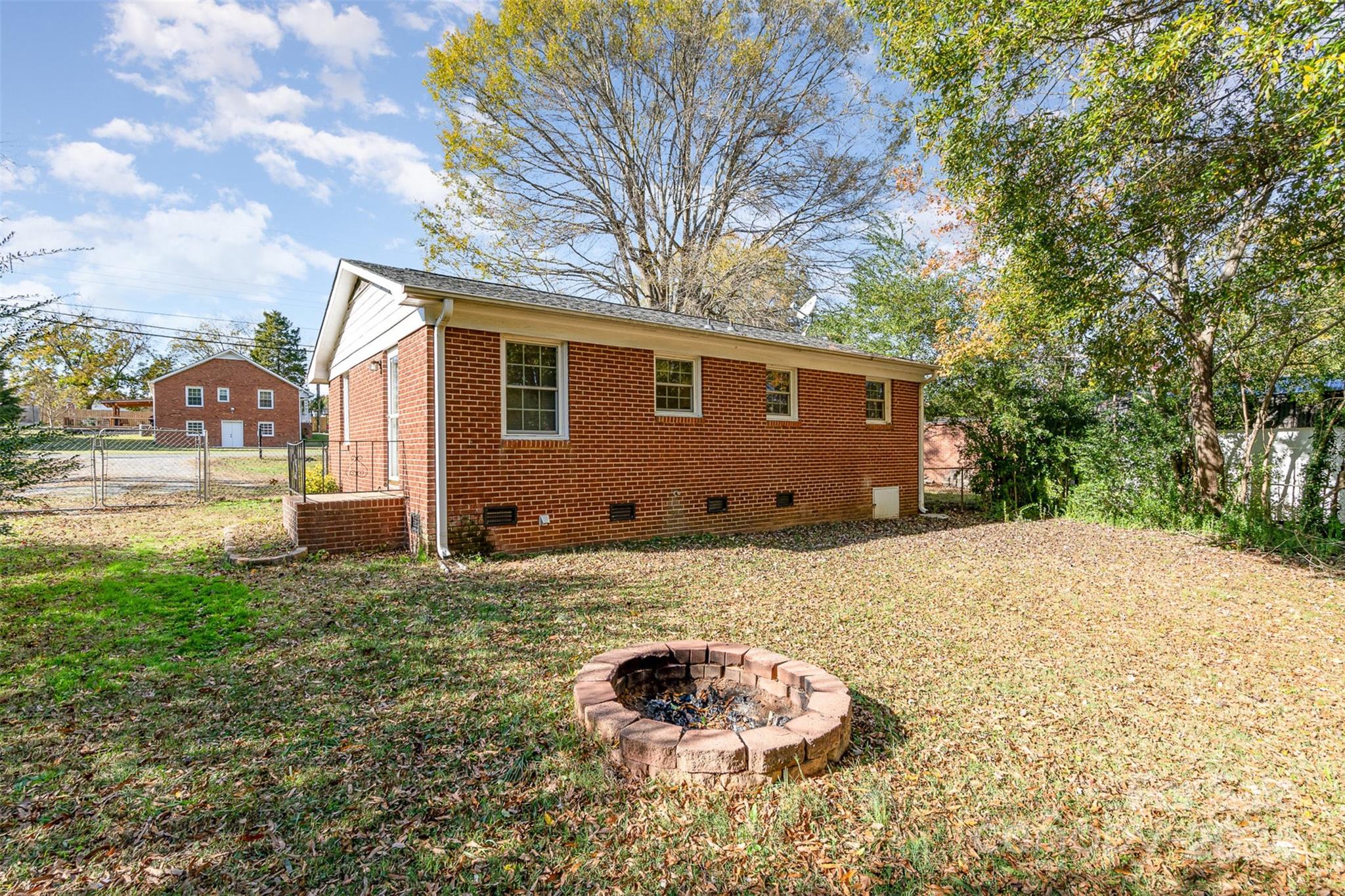 206 Winona Avenue Property Photo 26