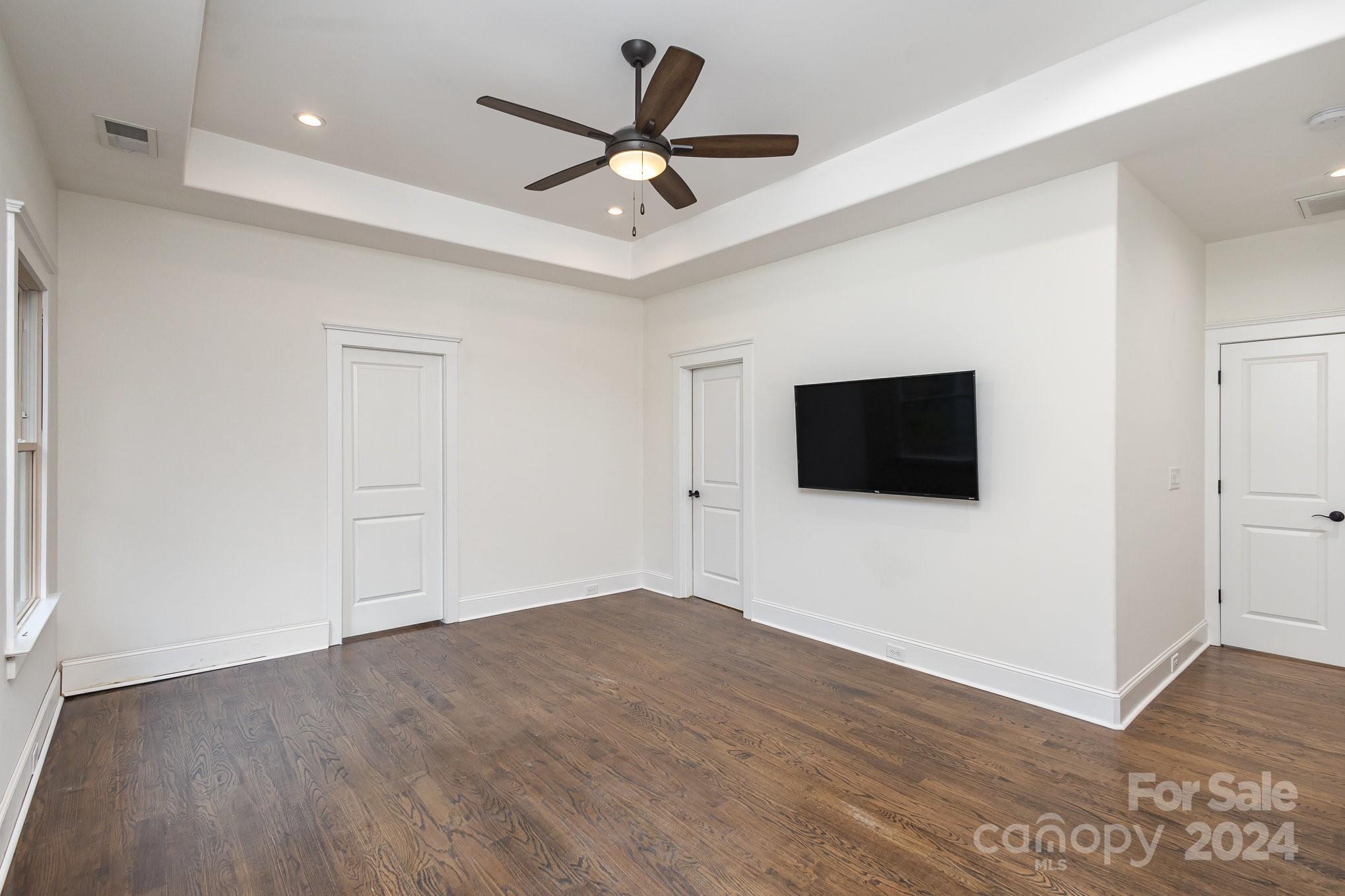 1902 Windlock Drive Property Photo 13