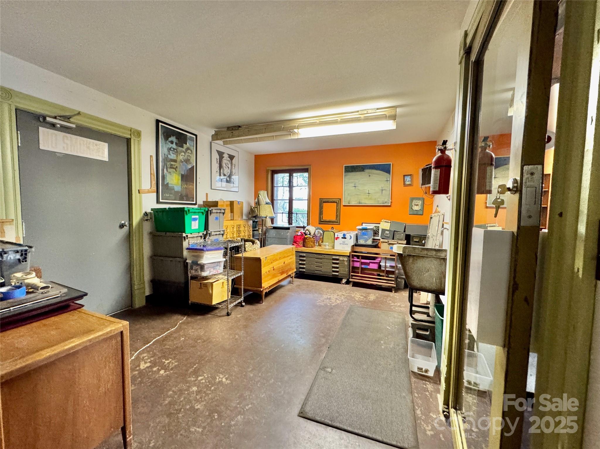 297 Hillside Street Property Photo 33