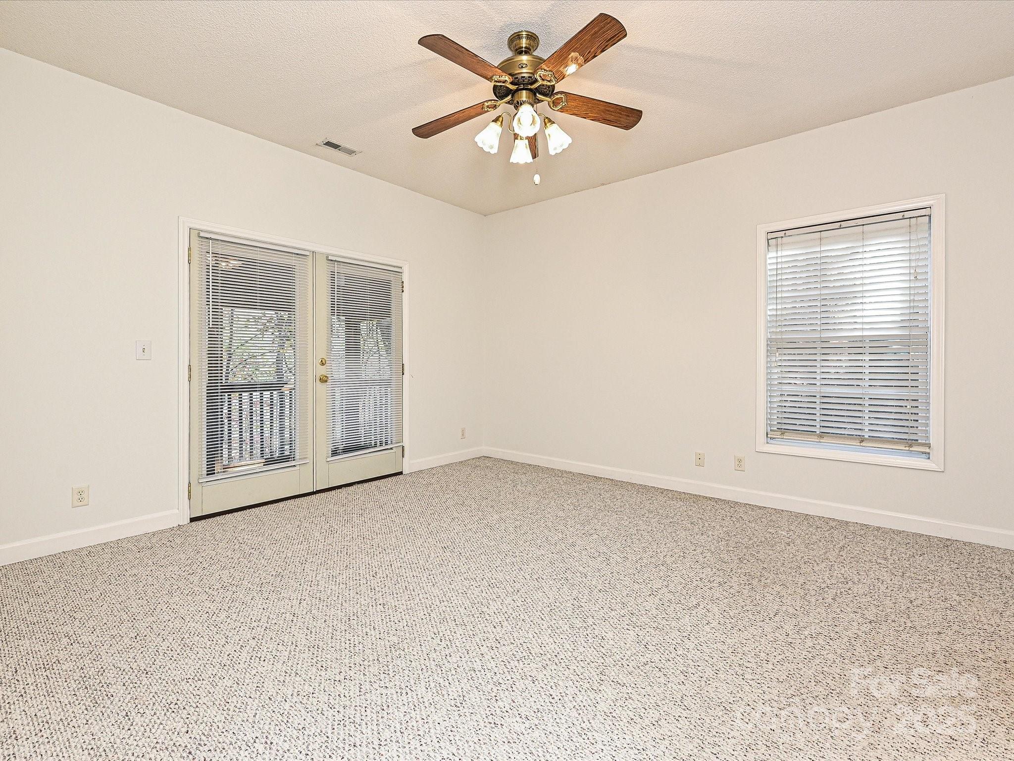 25040 Timberlake Drive Property Photo 22