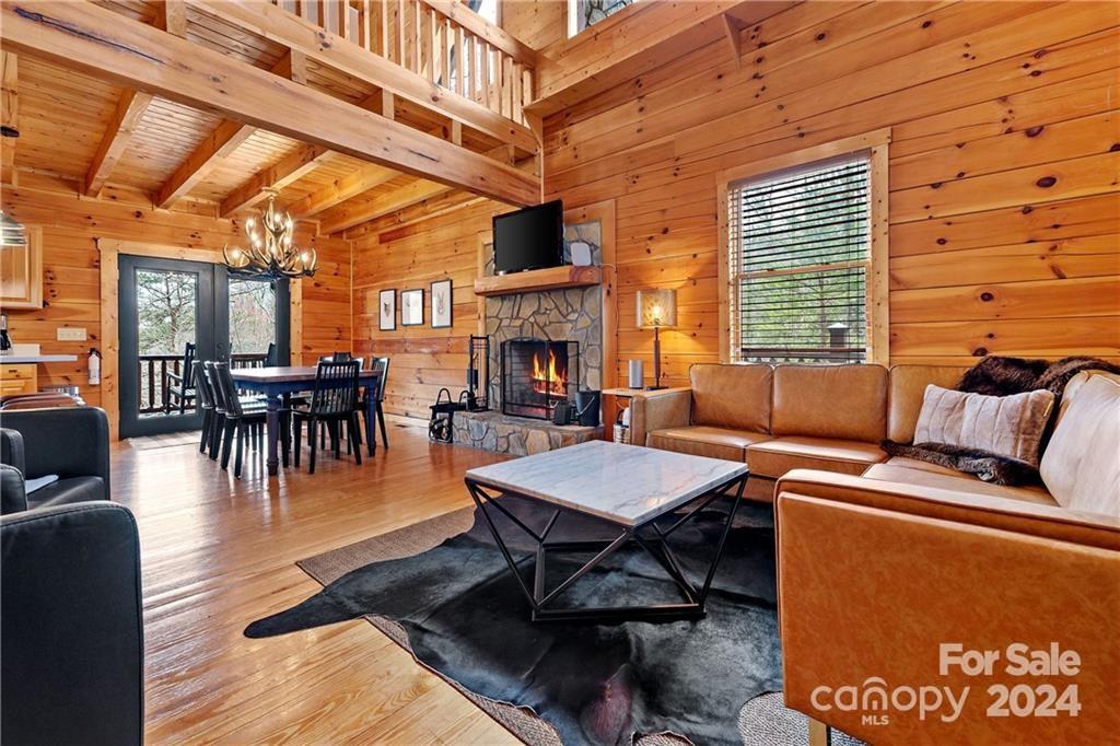 552 Lake Road Property Photo 6