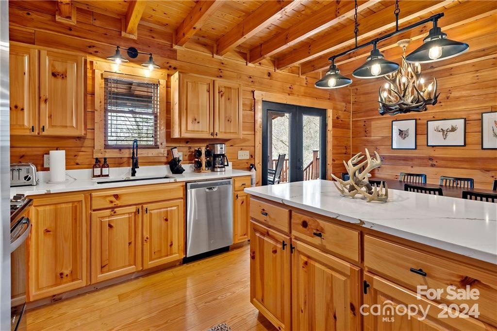552 Lake Road Property Photo 12