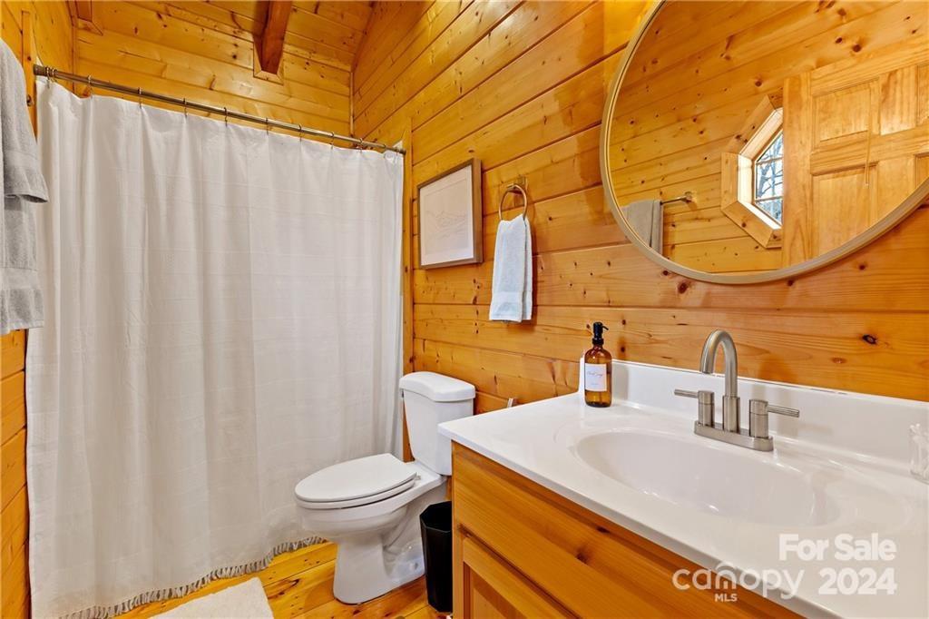 552 Lake Road Property Photo 26