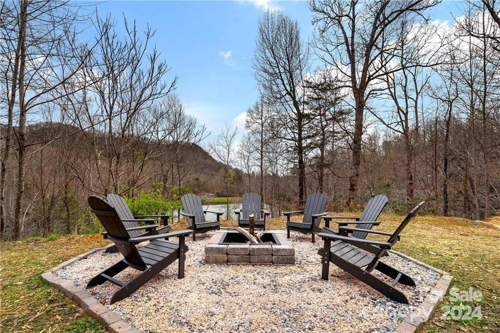 552 Lake Road Property Photo 41