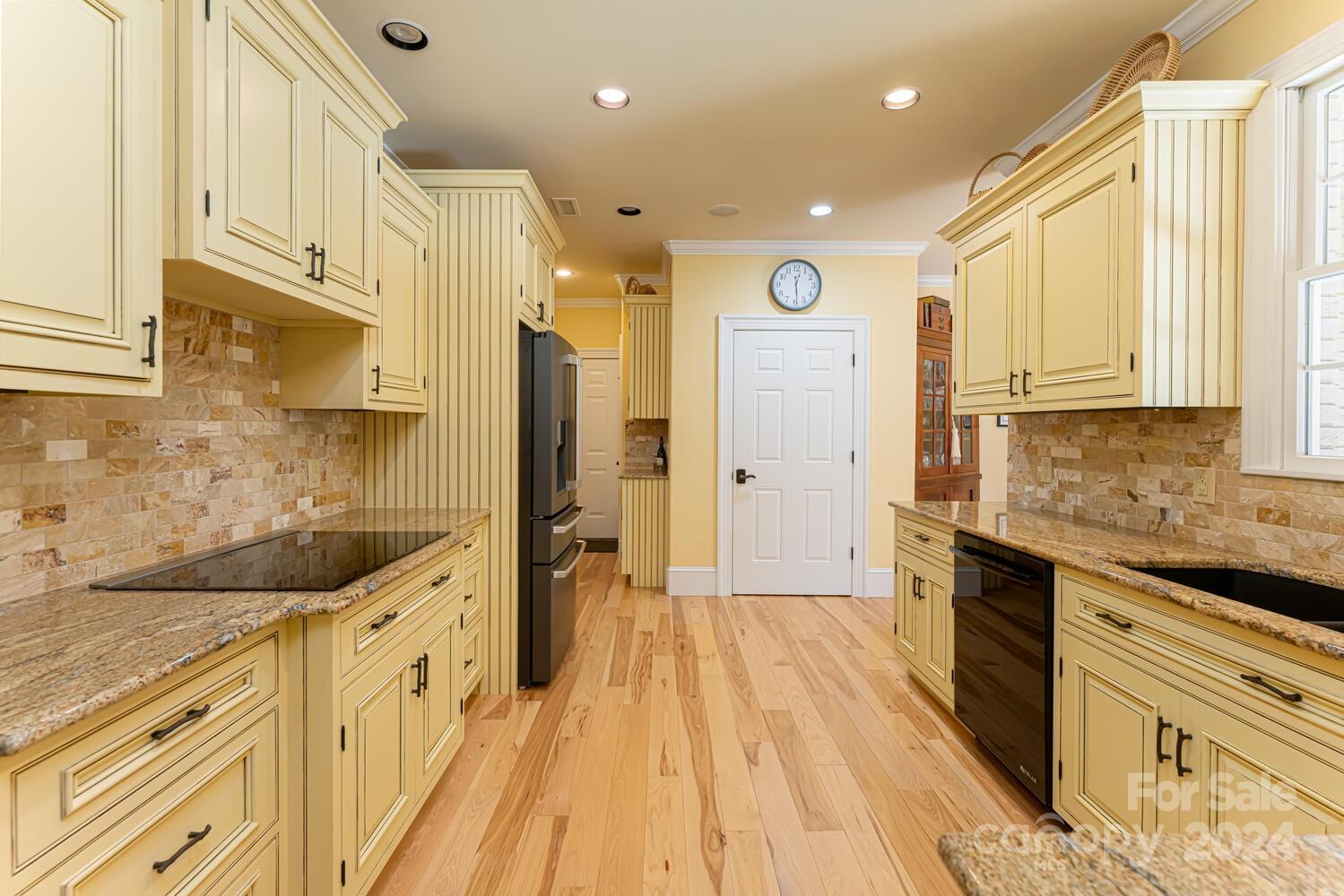 131 Glenbrook Drive Property Photo 11