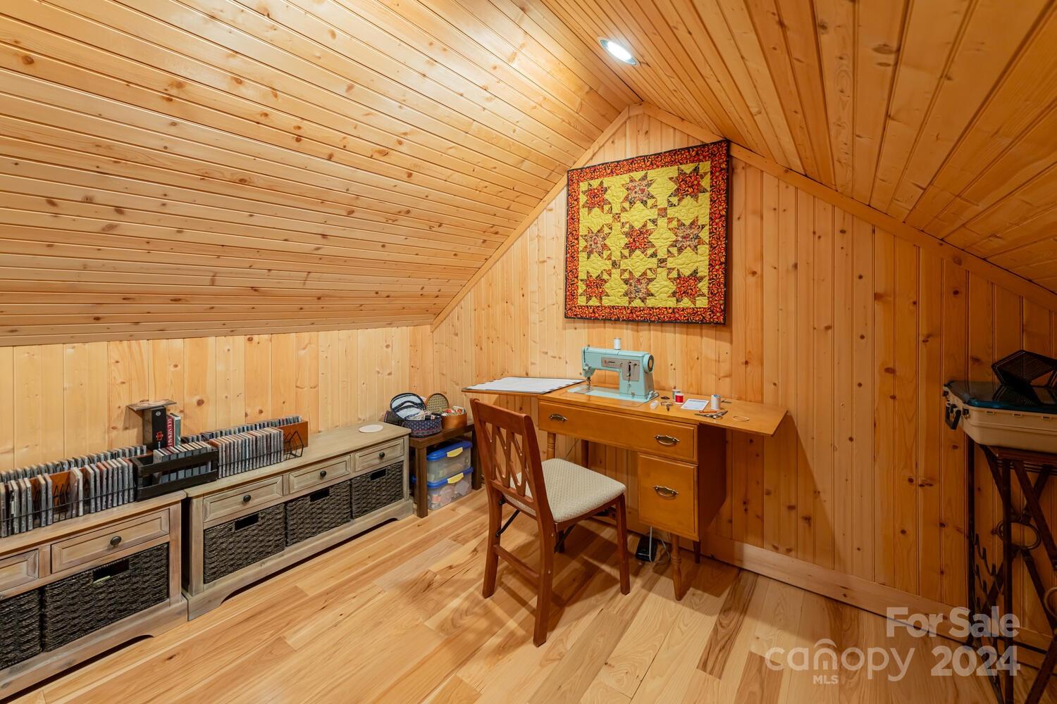 131 Glenbrook Drive Property Photo 32