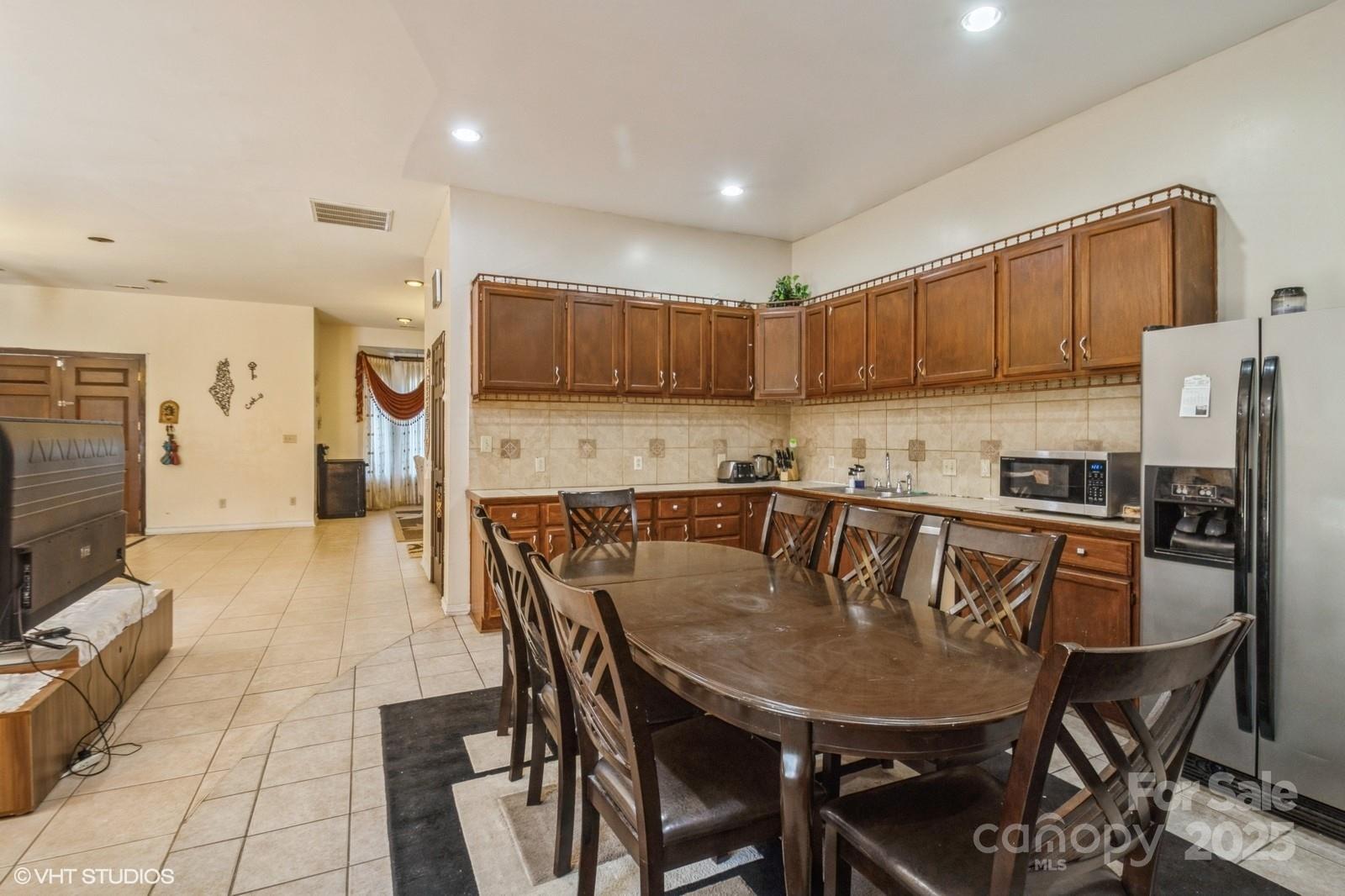 1808 Wilton Gate Drive Property Photo 9