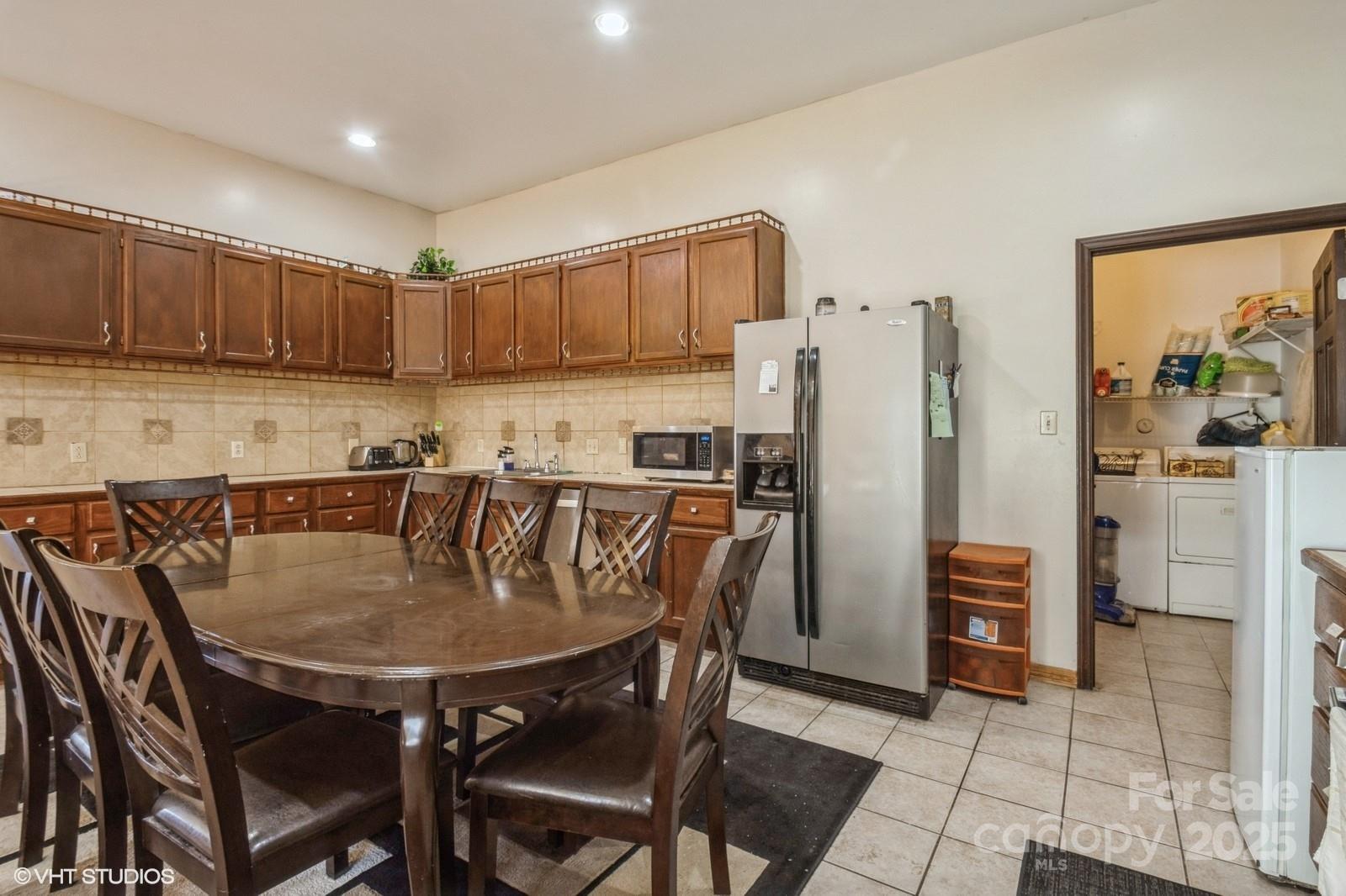 1808 Wilton Gate Drive Property Photo 10