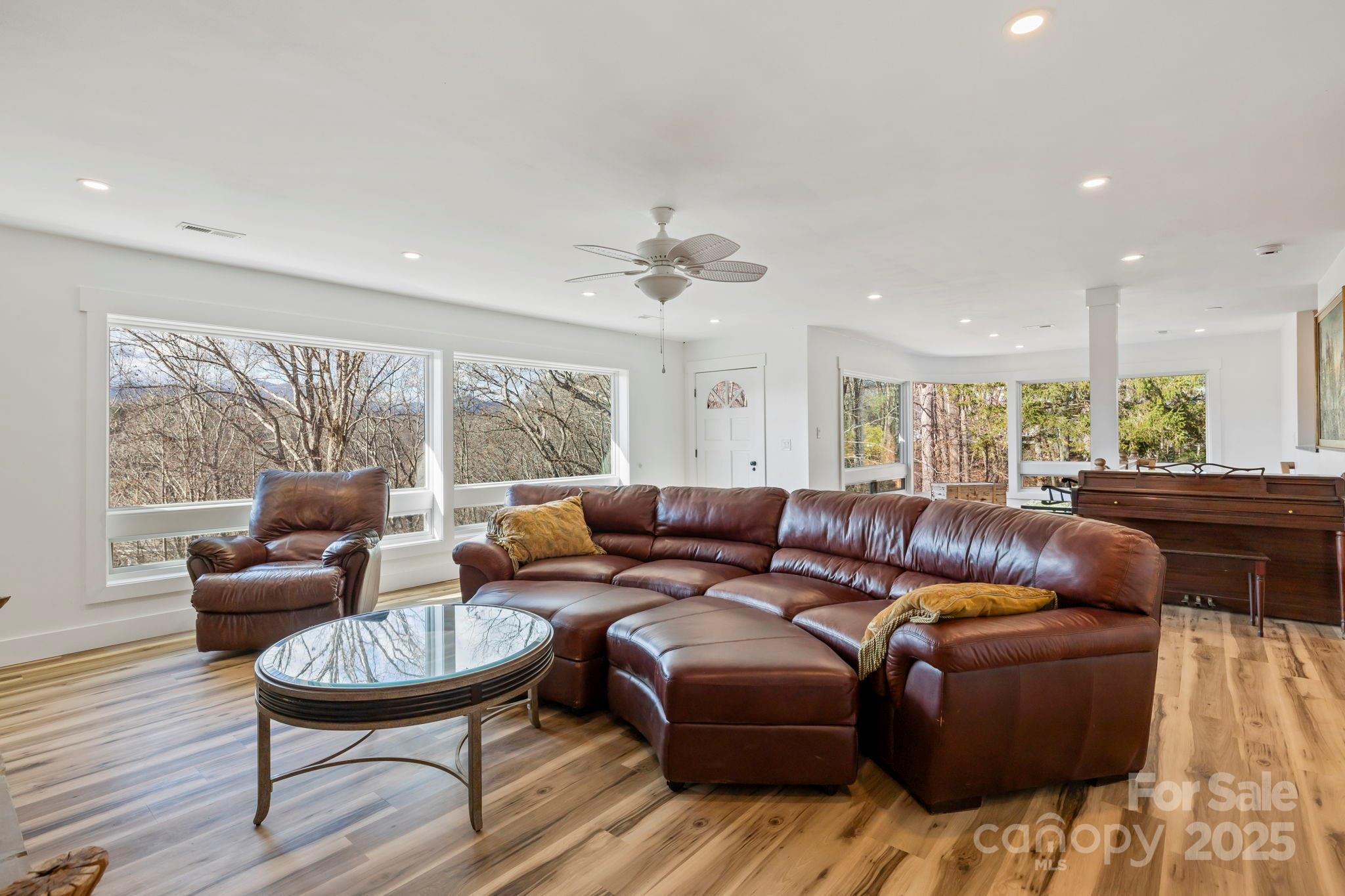 378 Monte Vista Drive Property Photo 7