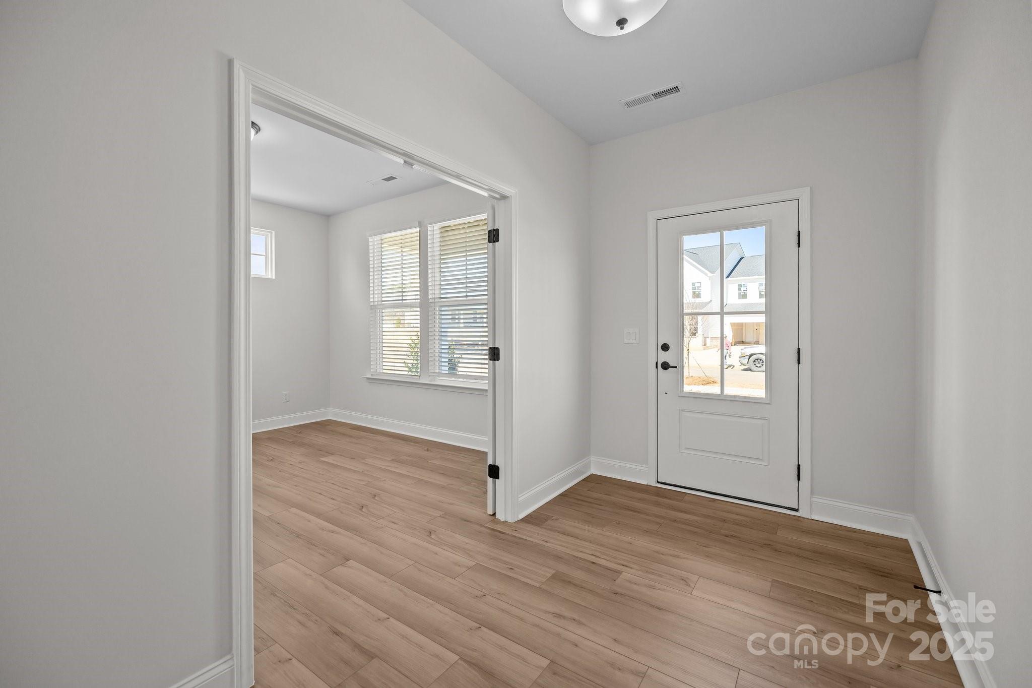 622 Amberjack Place Property Photo 3