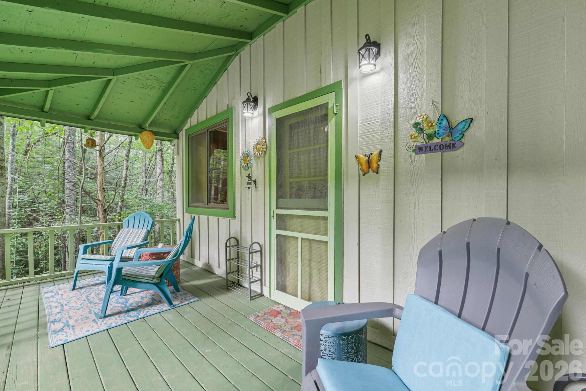180 Valley Lane Property Photo 16