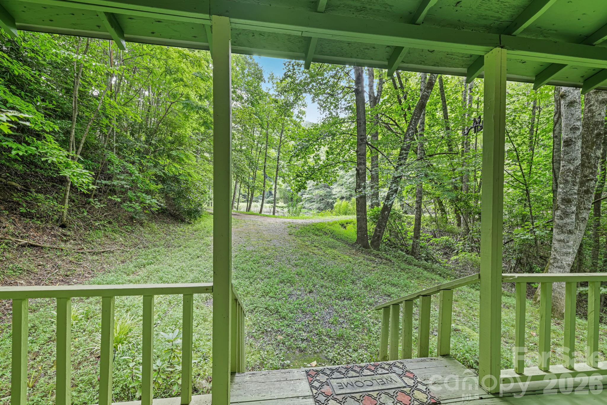180 Valley Lane Property Photo 17