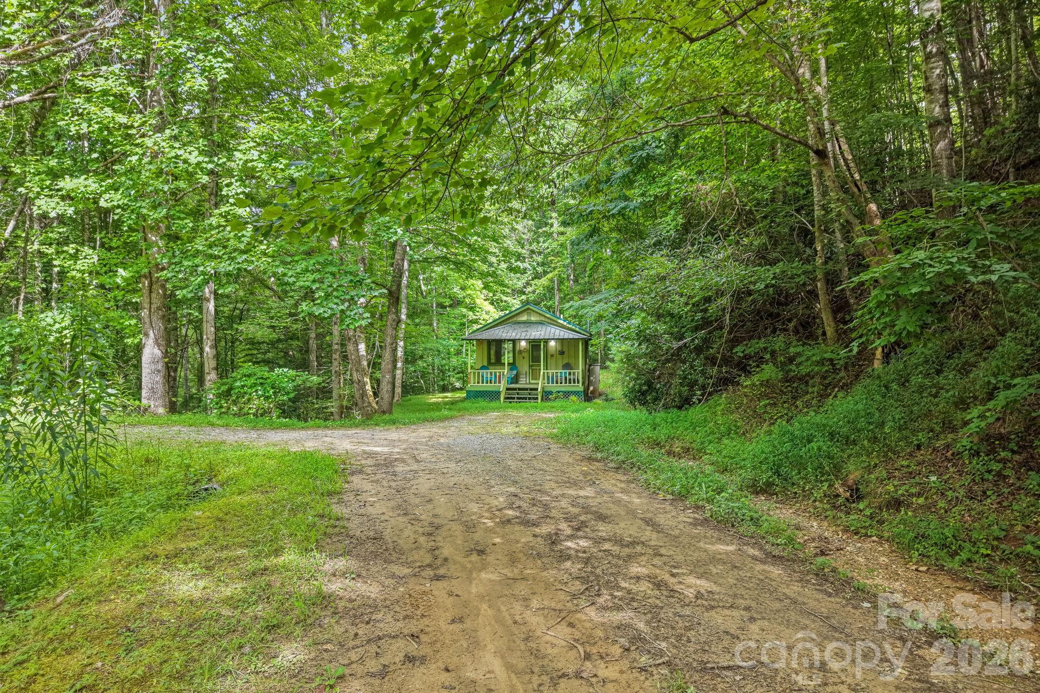 180 Valley Lane Property Photo 22