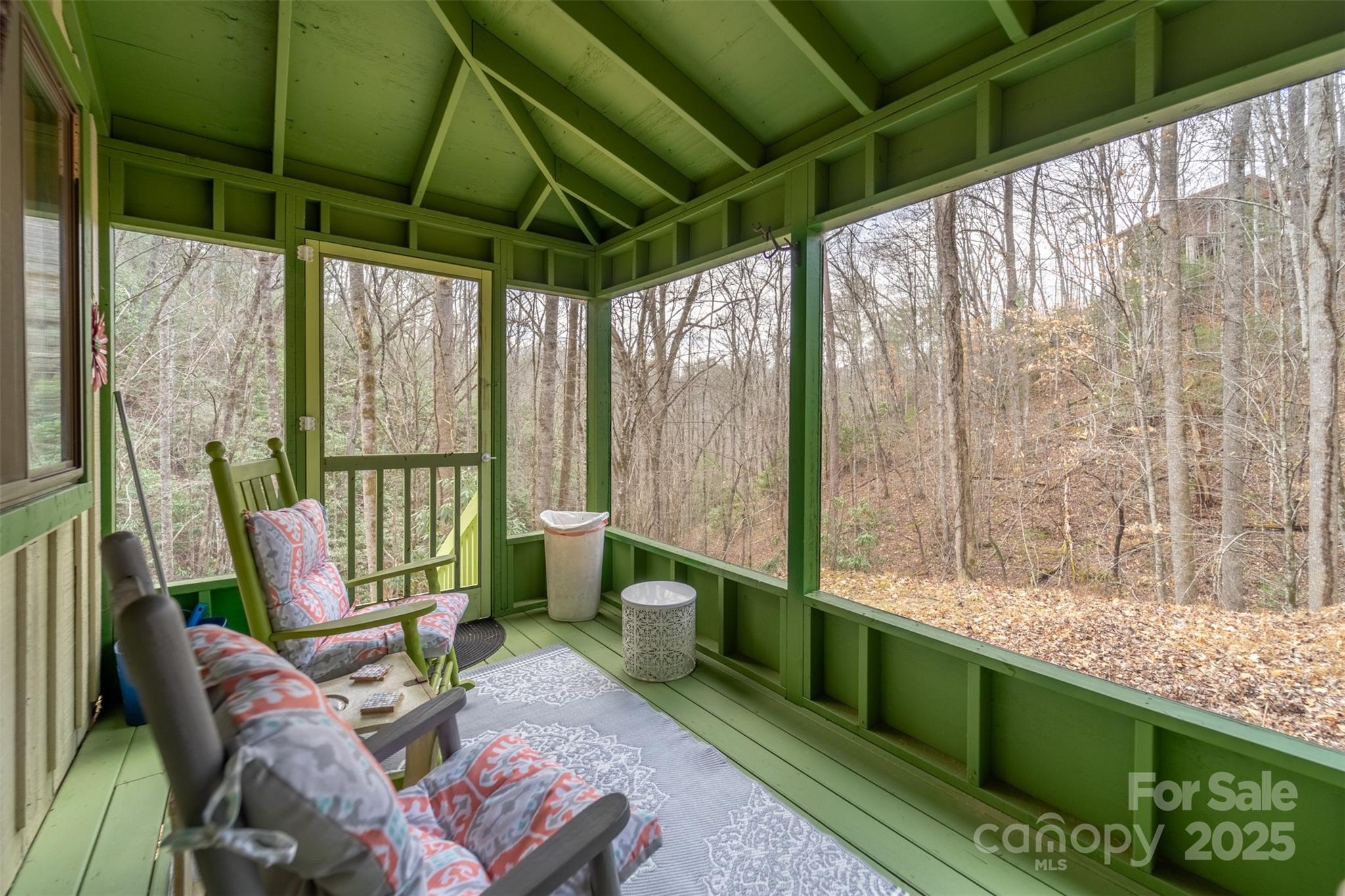 180 Valley Lane Property Photo 23