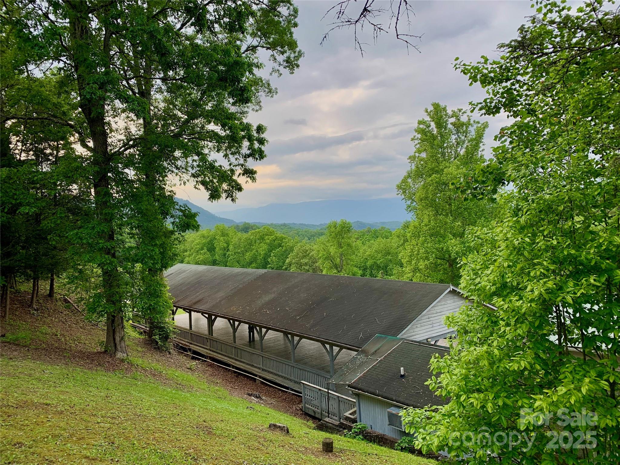 180 Valley Lane Property Photo 34