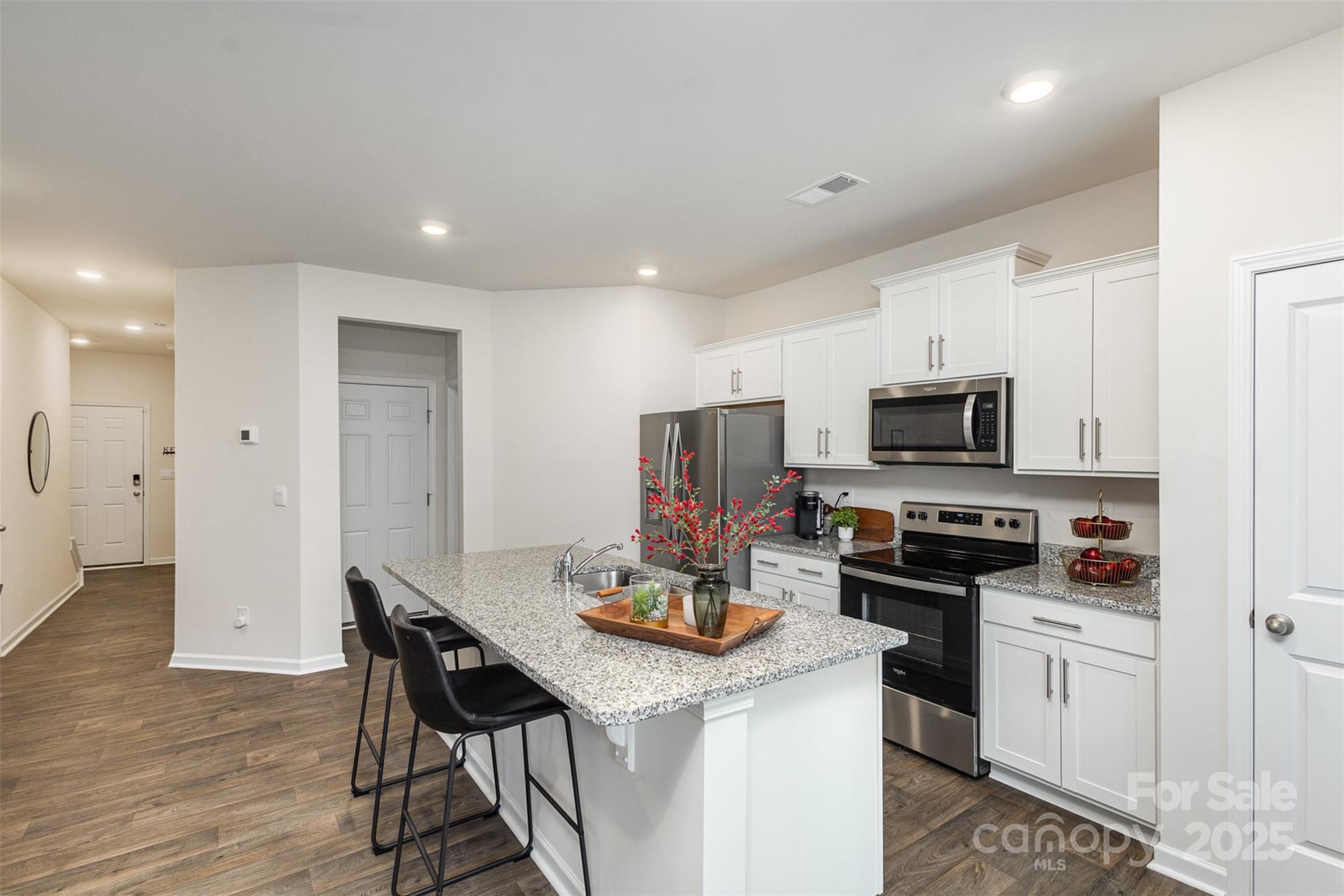 7109 N Mills Road Property Photo 7