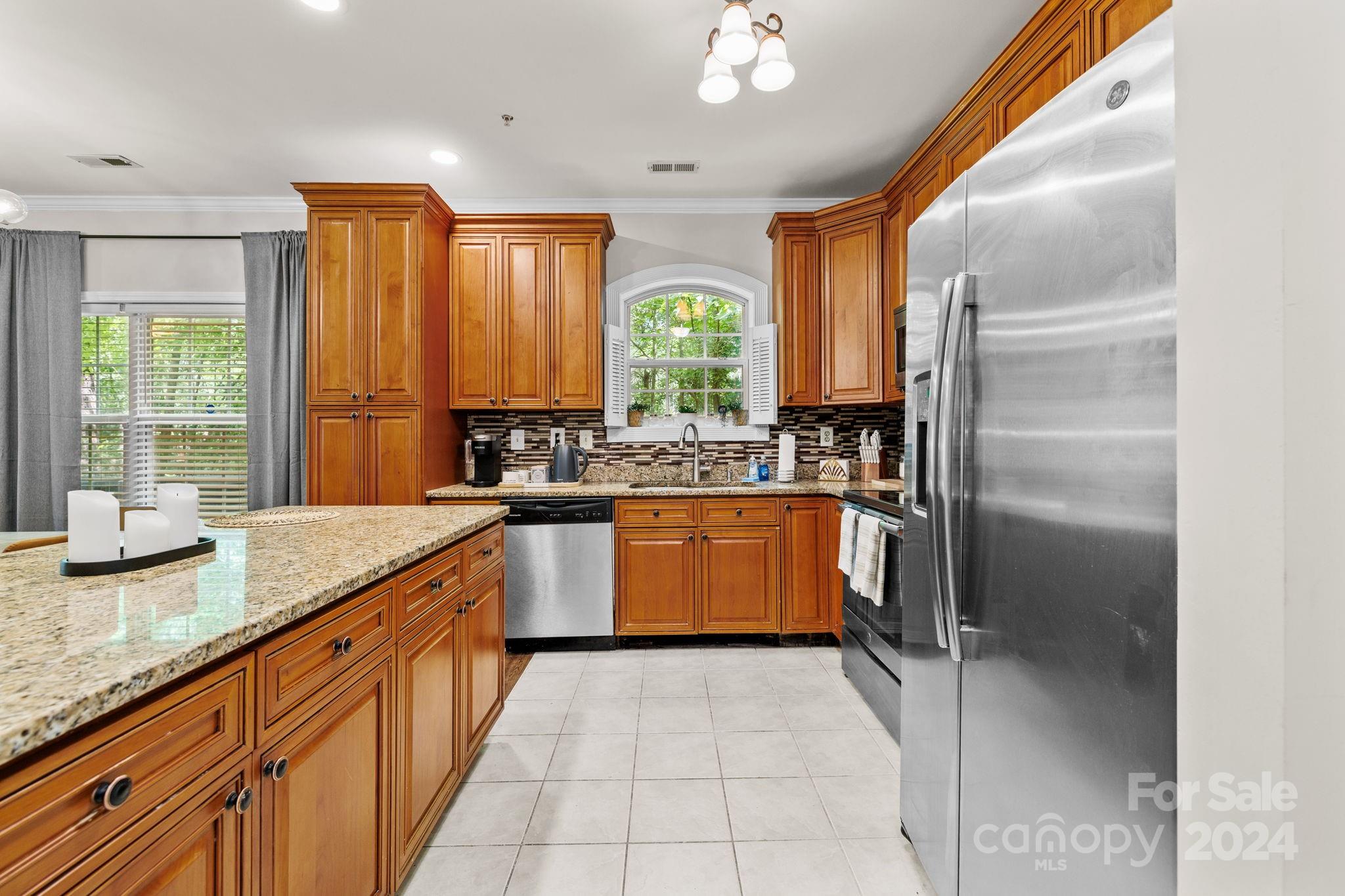 9317 Meadow Vista Road Property Photo 4