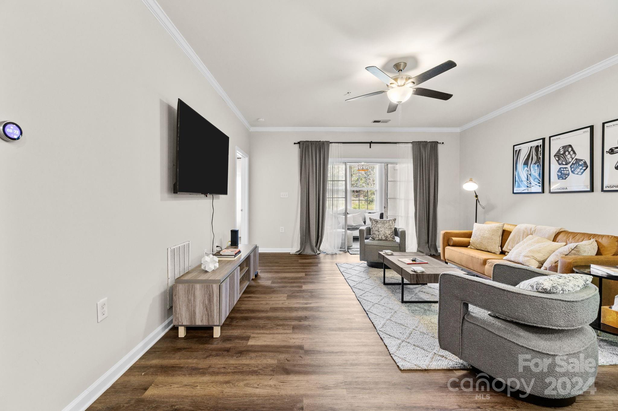 9317 Meadow Vista Road Property Photo 10
