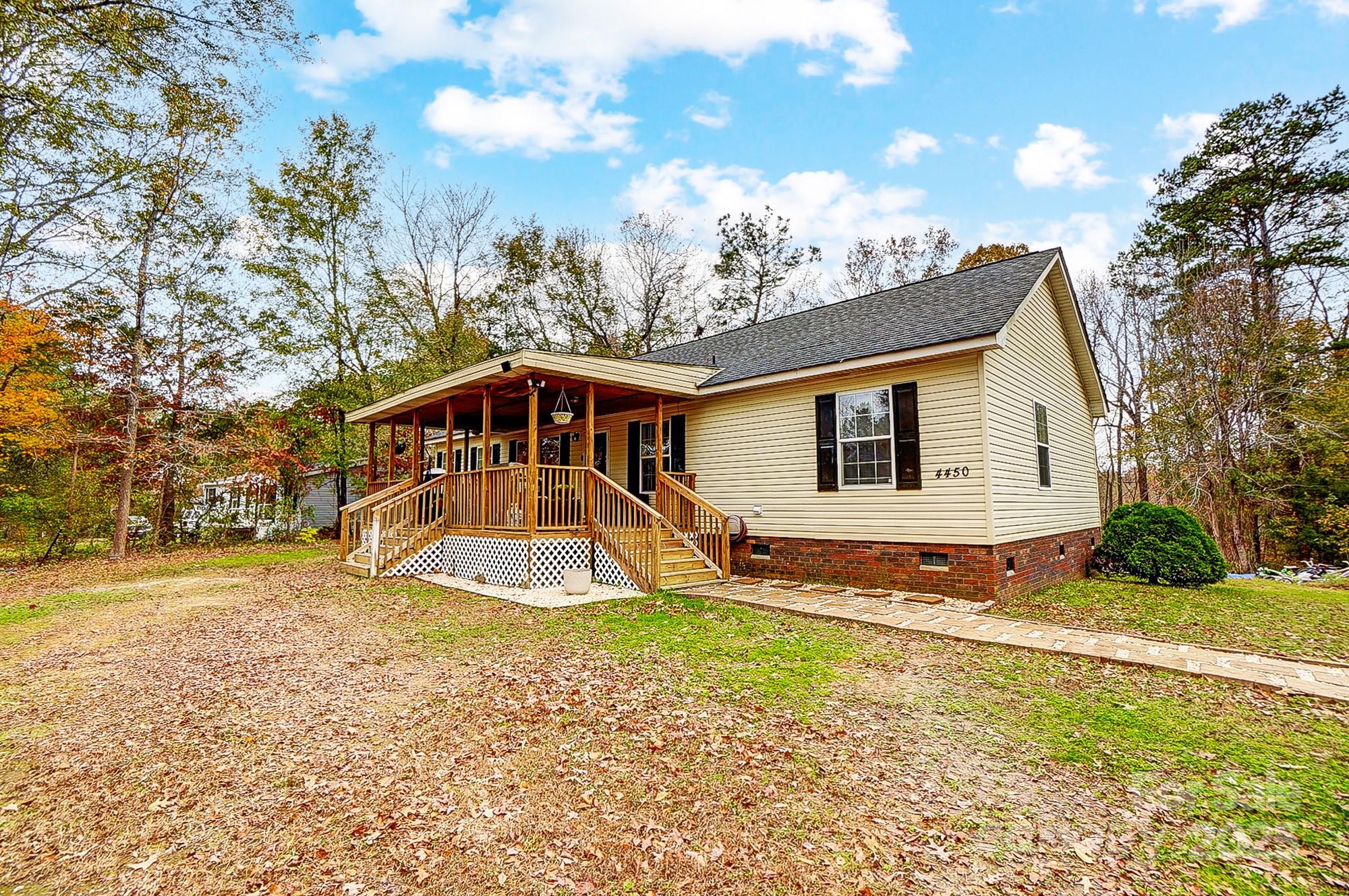4450 Dobys Bridge Road Property Photo 2