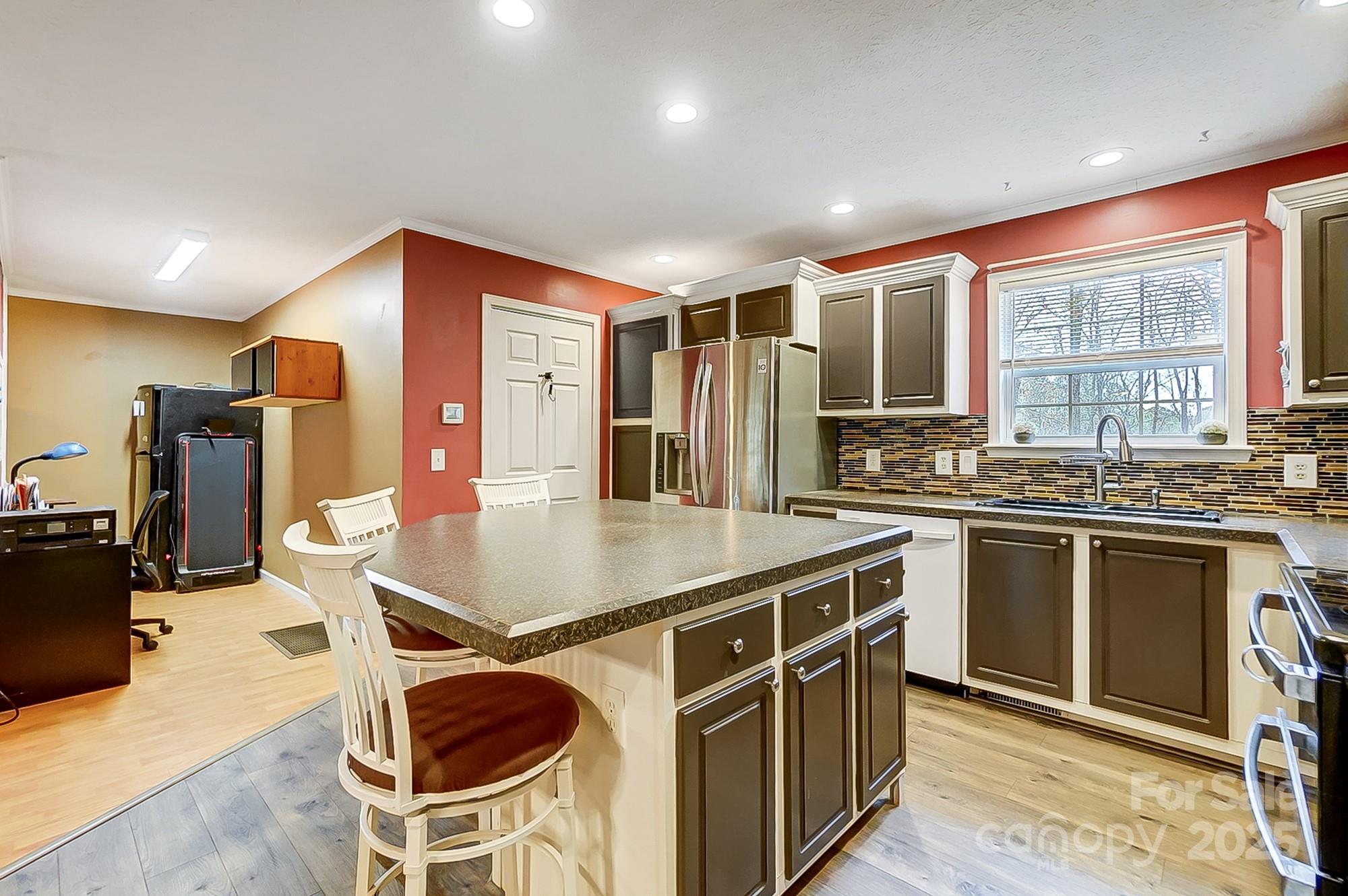 4450 Dobys Bridge Road Property Photo 14