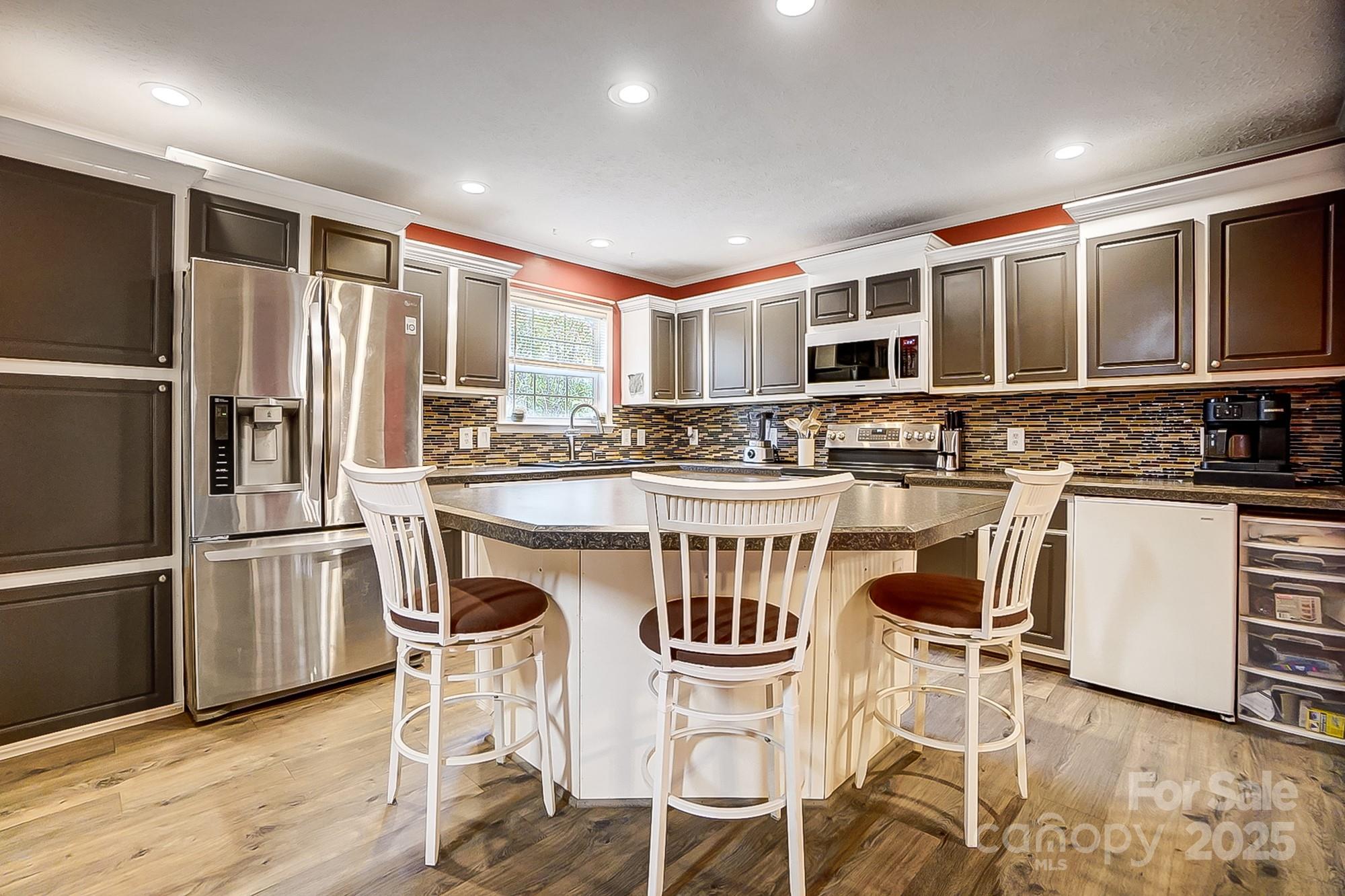 4450 Dobys Bridge Road Property Photo 15