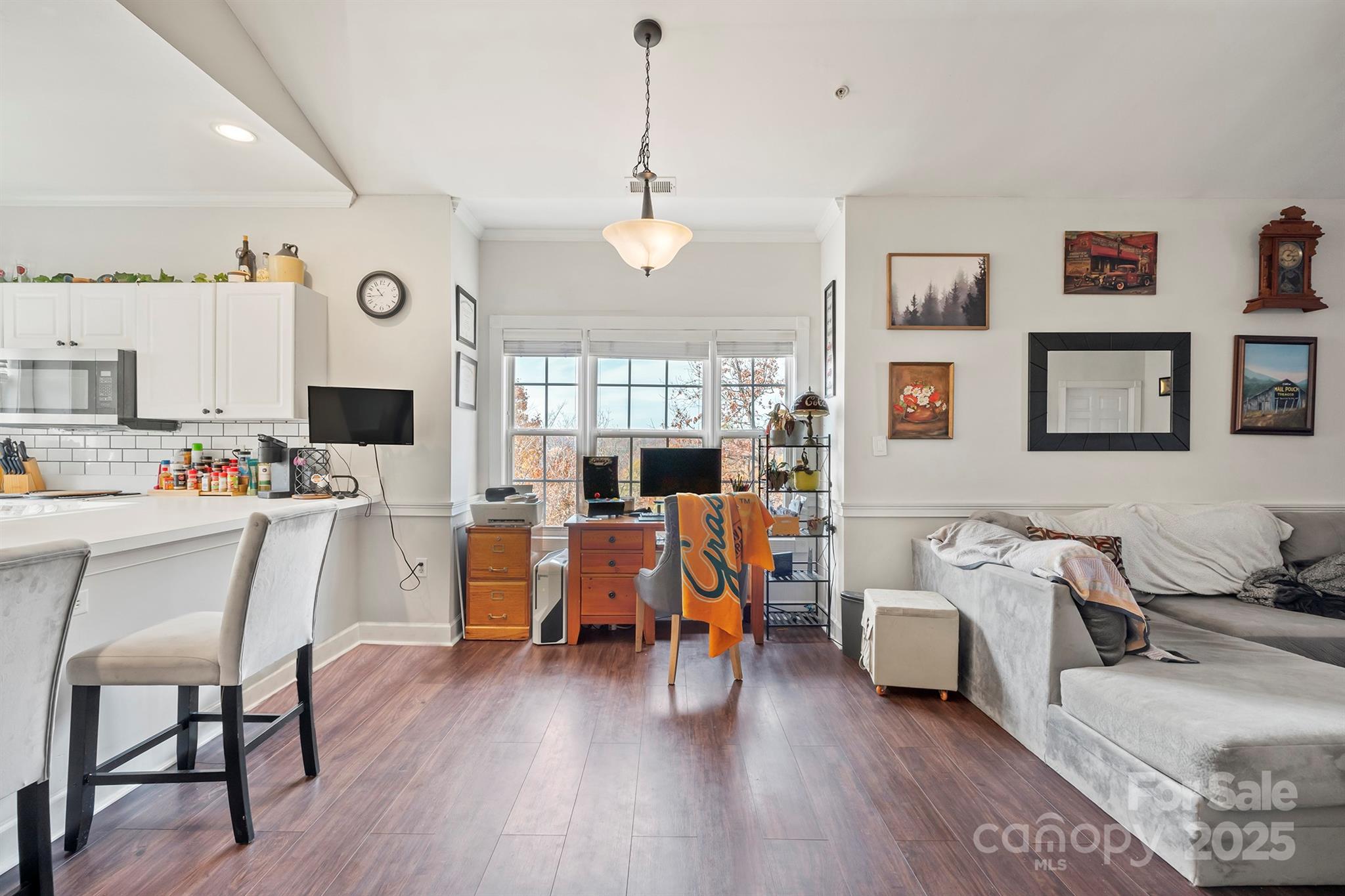 8931 Meadow Vista Road Property Photo 10