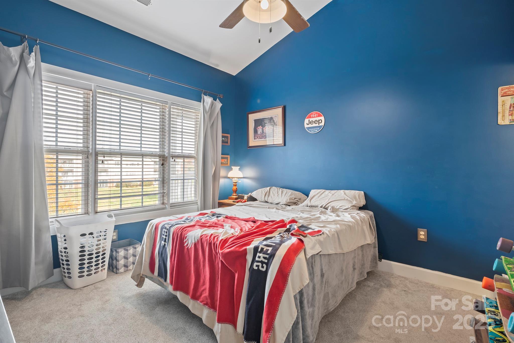 8931 Meadow Vista Road Property Photo 21