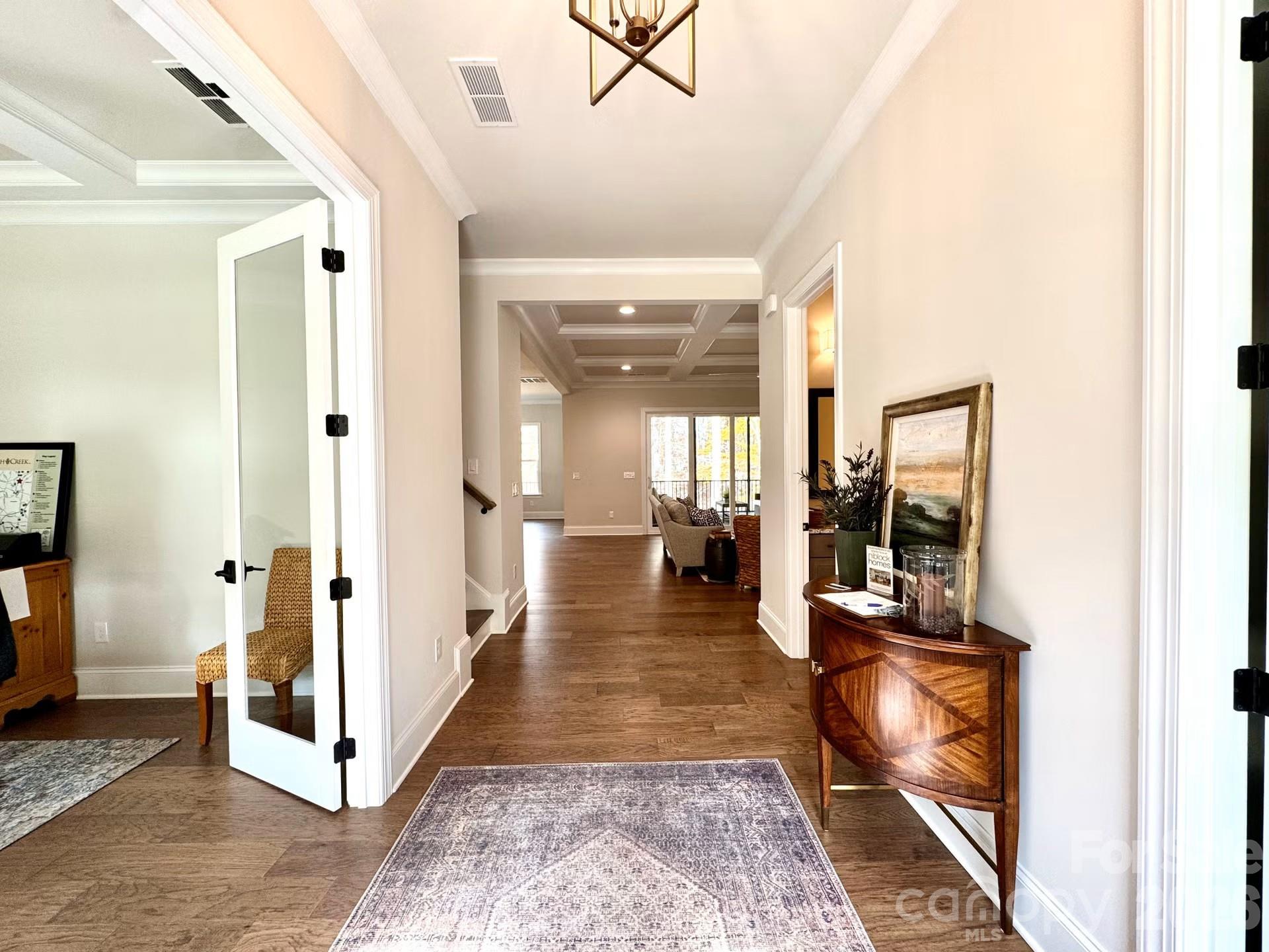 959 Tamary Way 29/30 Property Photo 6
