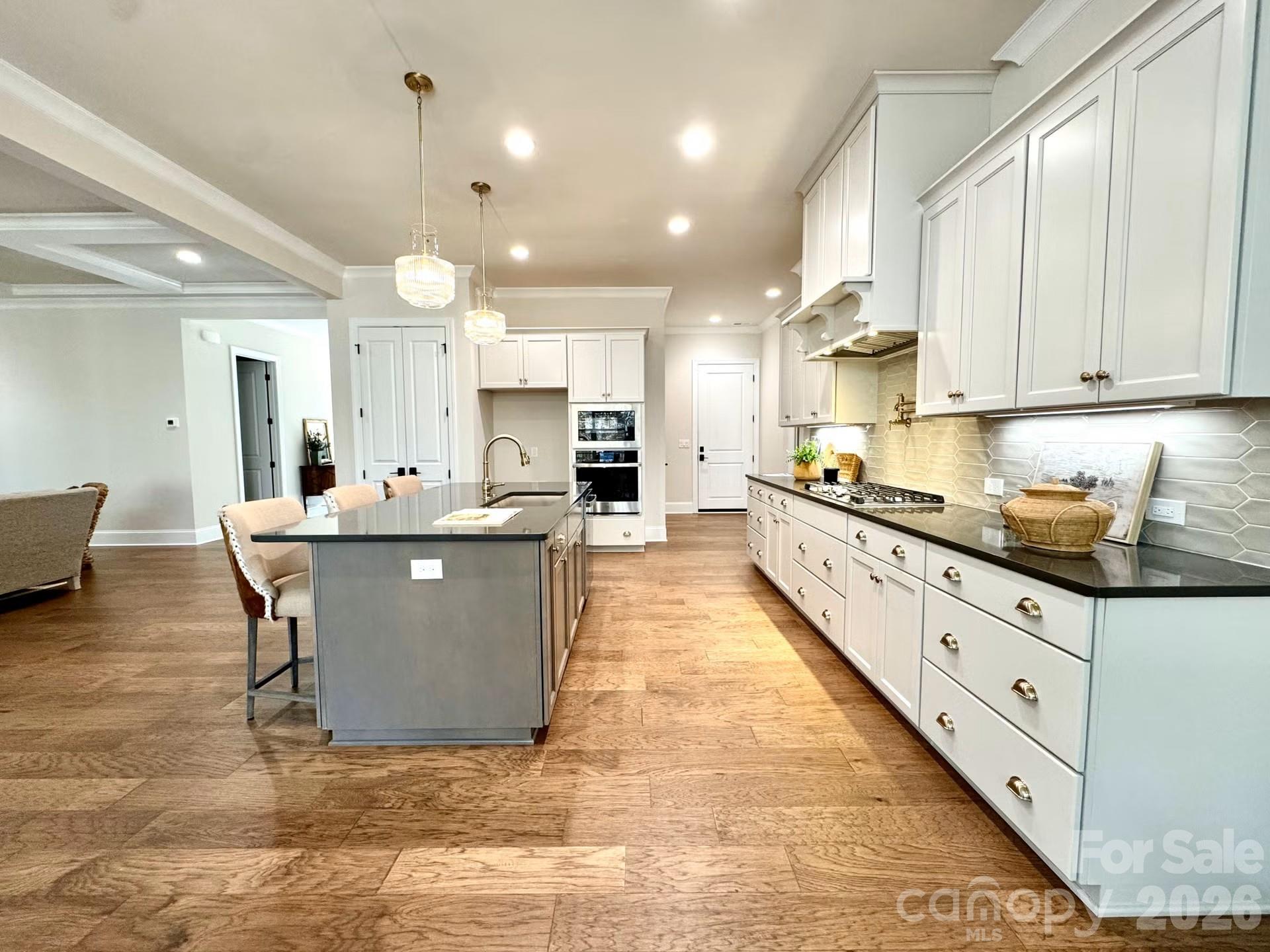 959 Tamary Way 29/30 Property Photo 7
