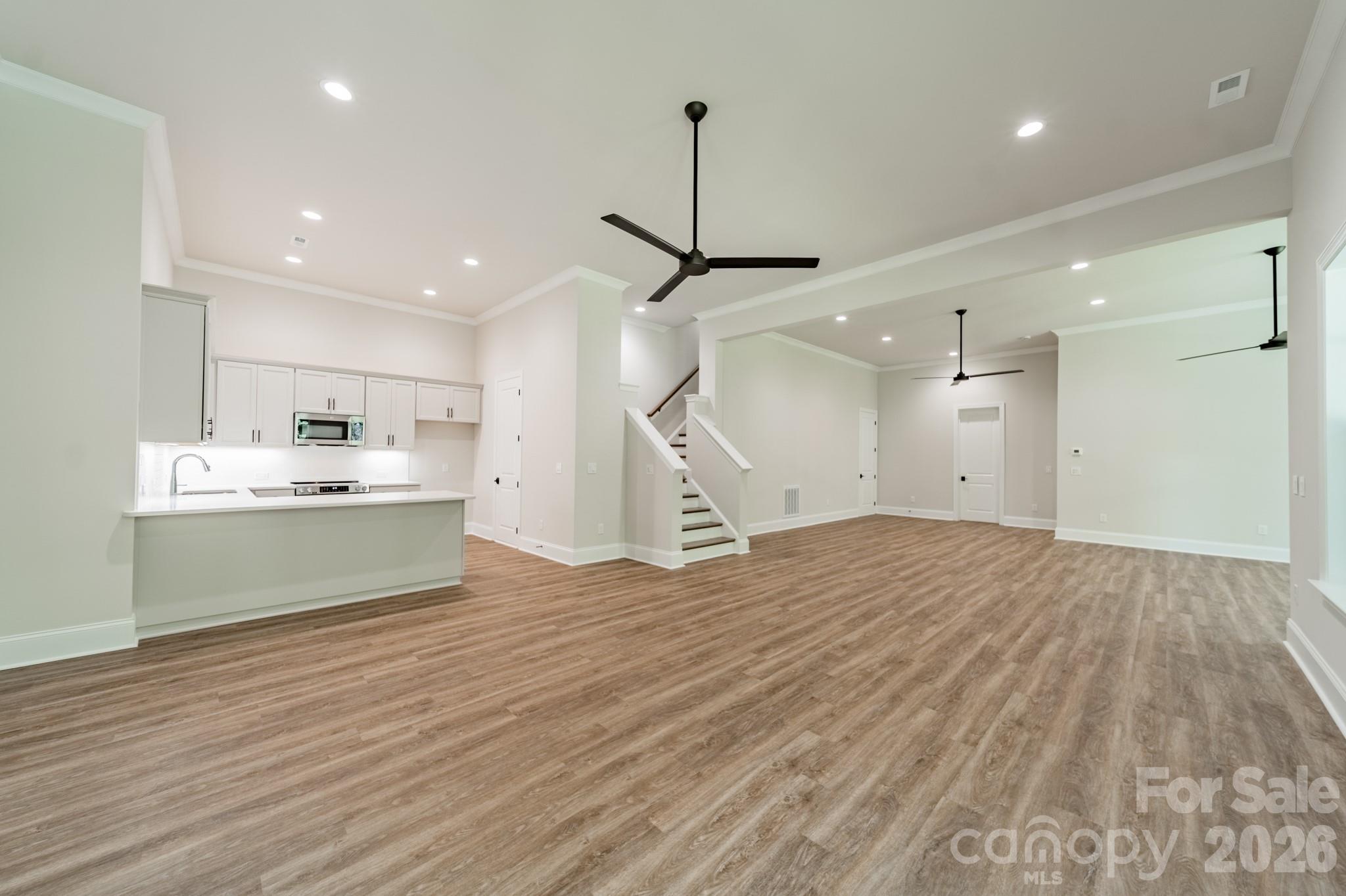 959 Tamary Way 29/30 Property Photo 38