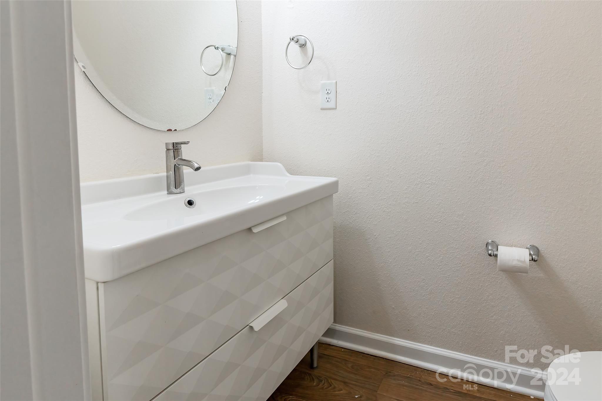 8127 Paw Club Drive Property Photo 15