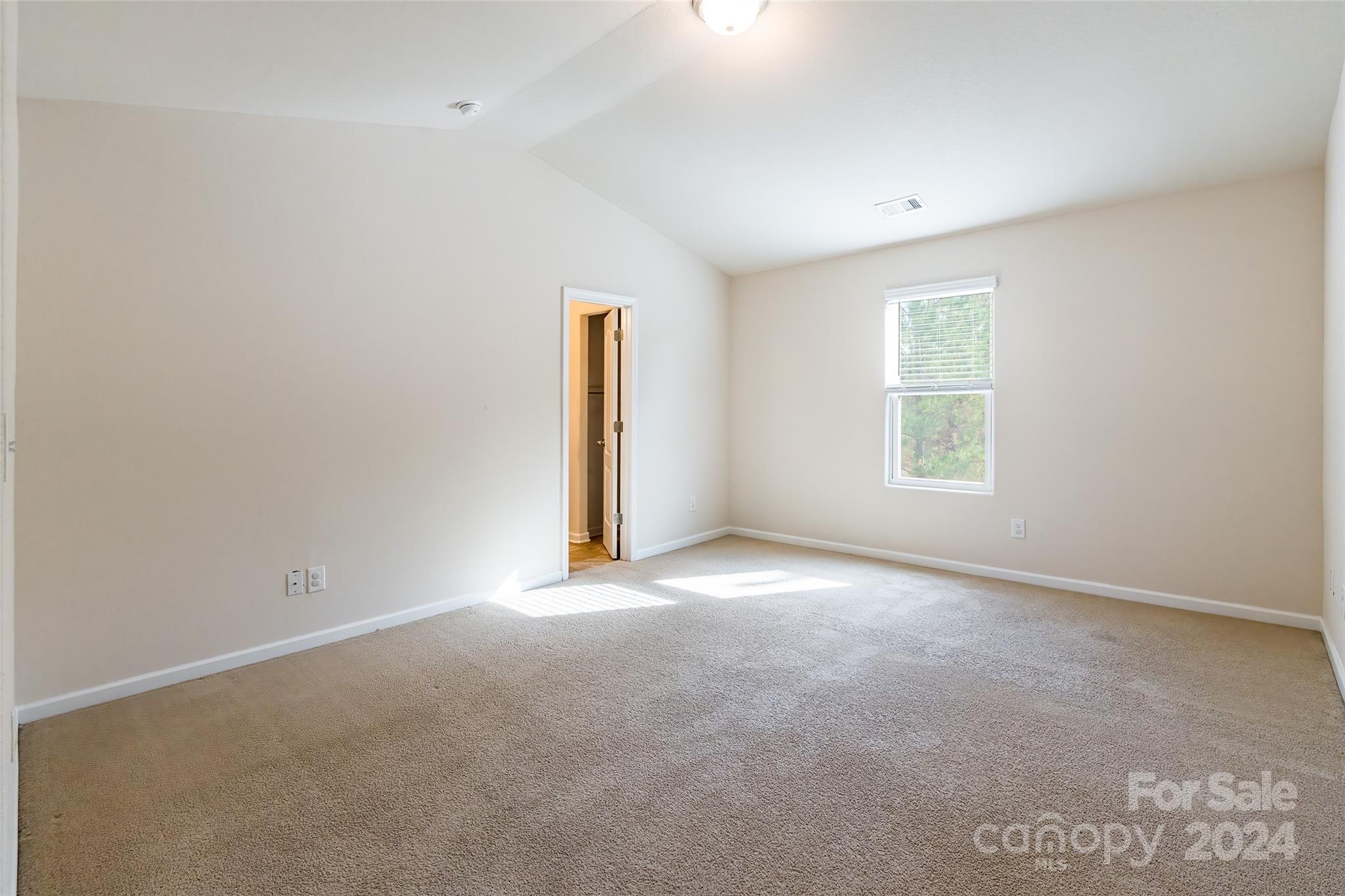 8127 Paw Club Drive Property Photo 16