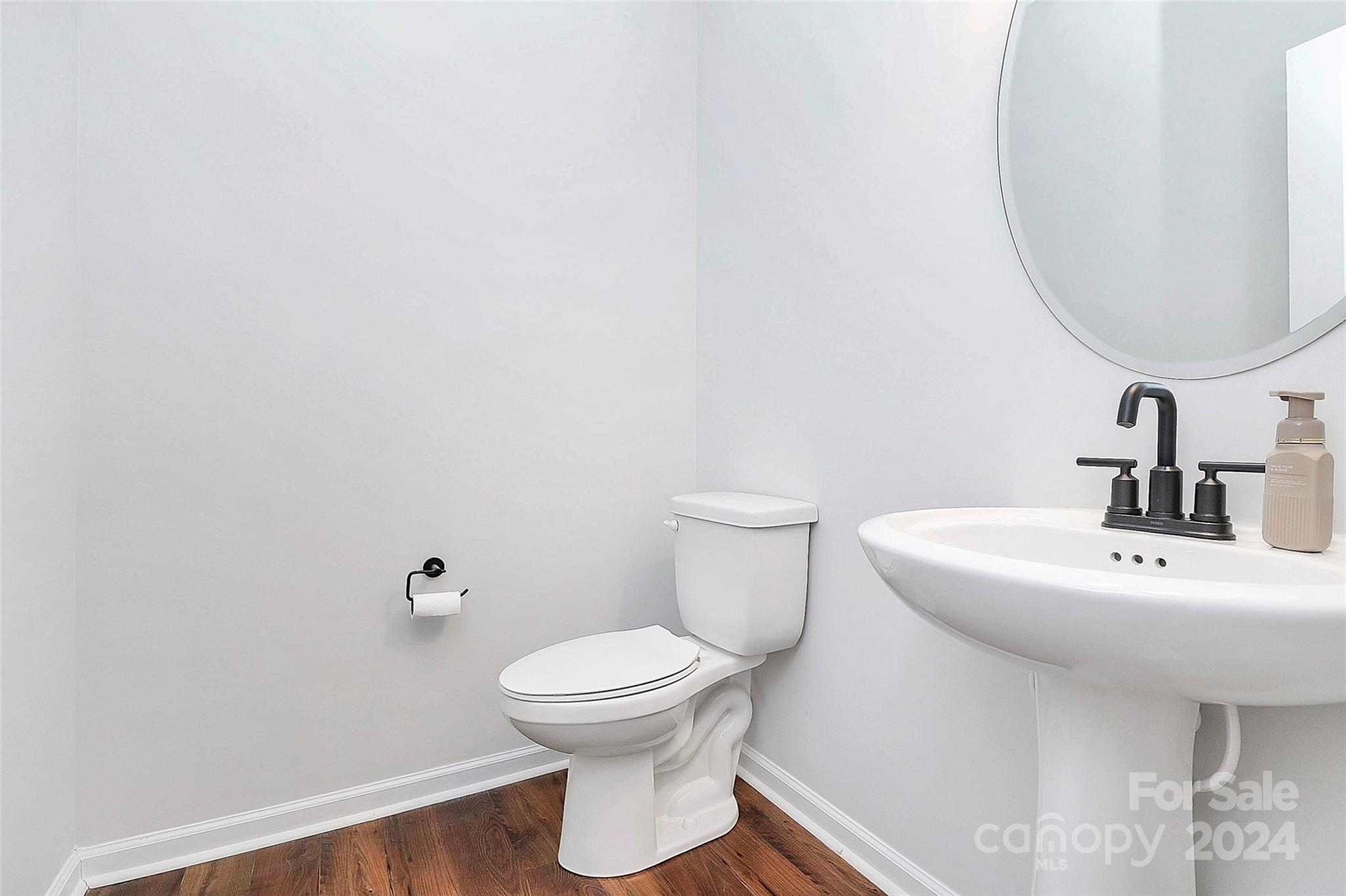 457 Shallowford Drive 60 Property Photo 10