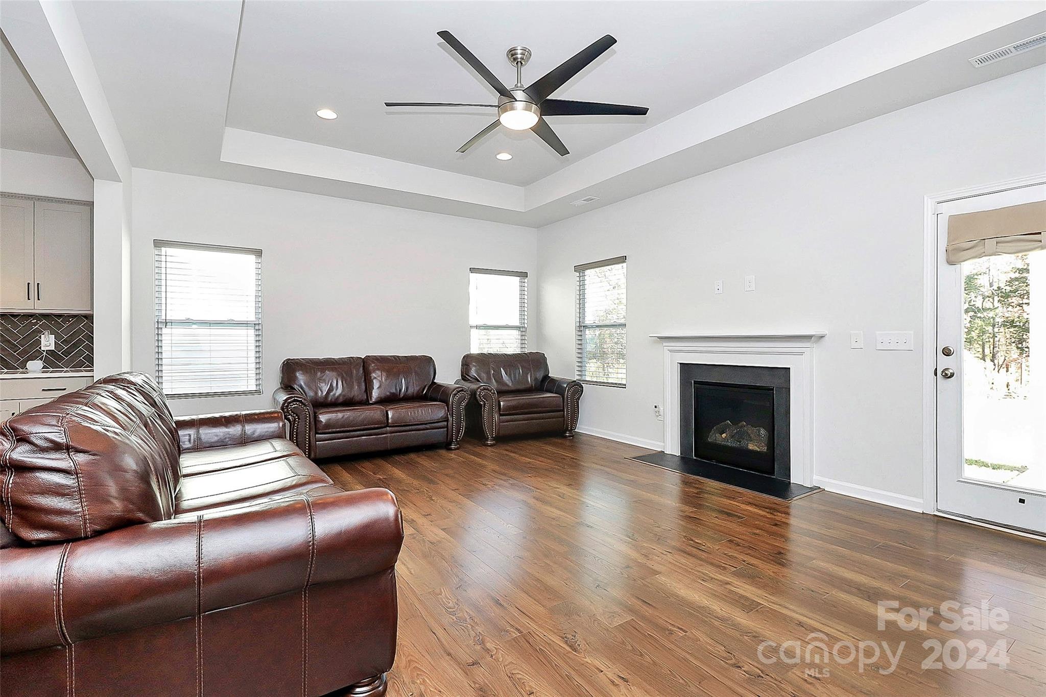 457 Shallowford Drive 60 Property Photo 17