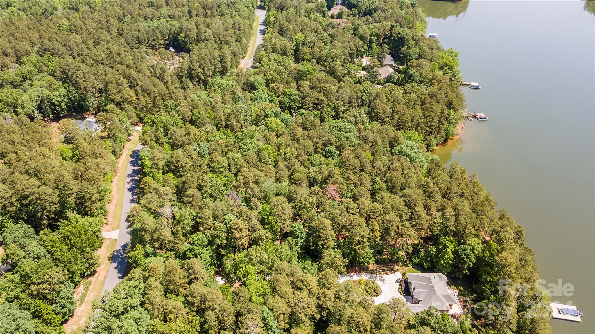 1026 Emerald Bay Drive Property Photo 13