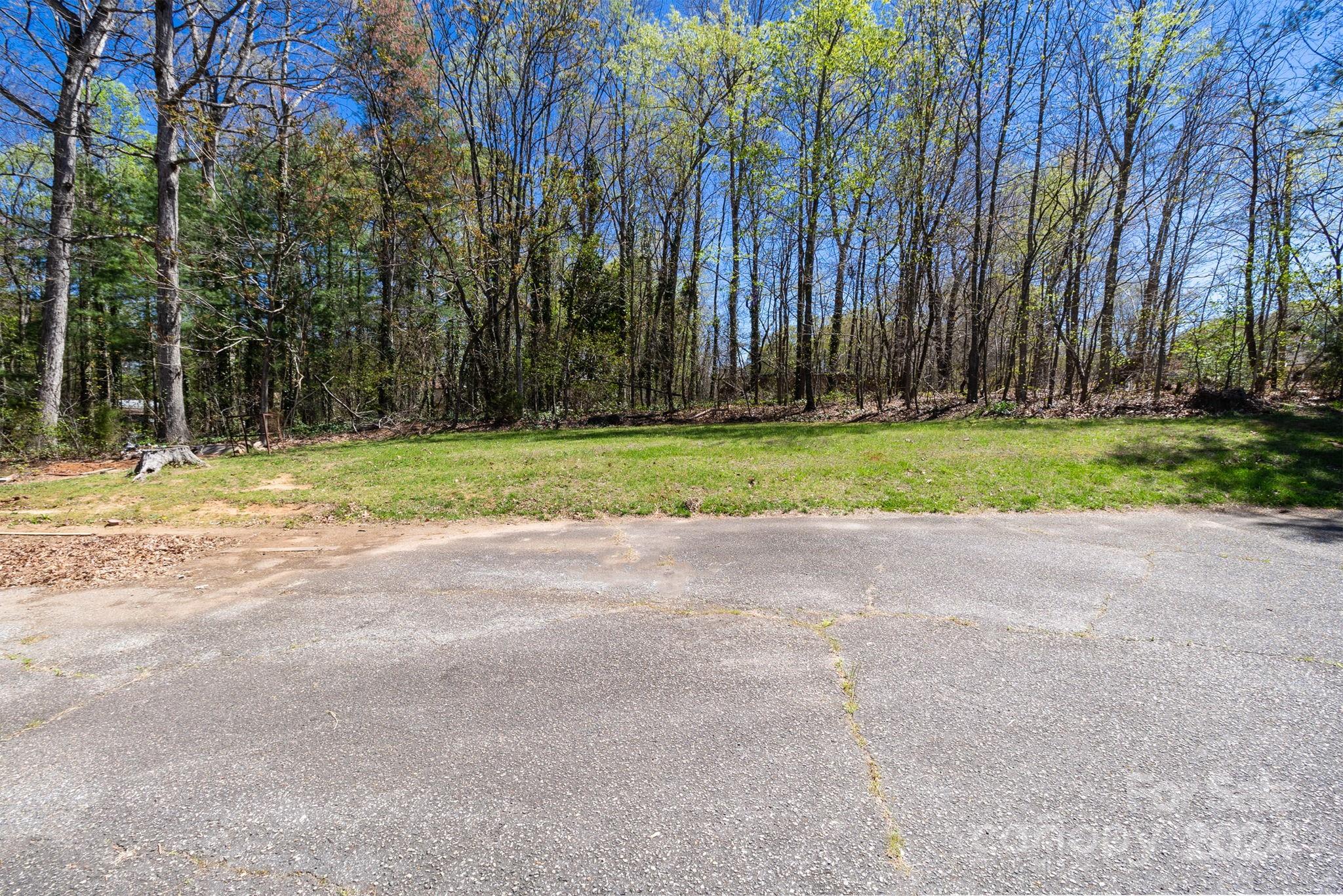 505 Liledoun Road Property Photo 7