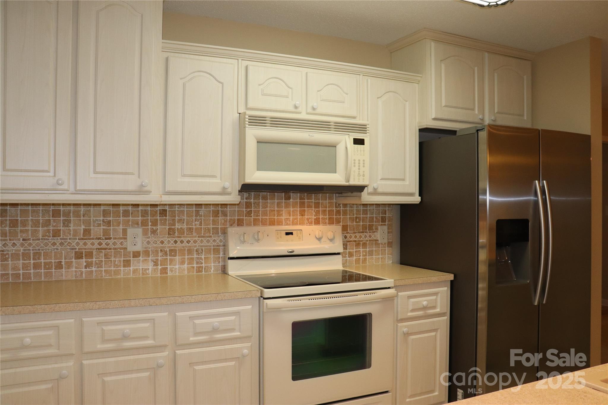 194 E Jay Drive Unit #3 Property Photo 20
