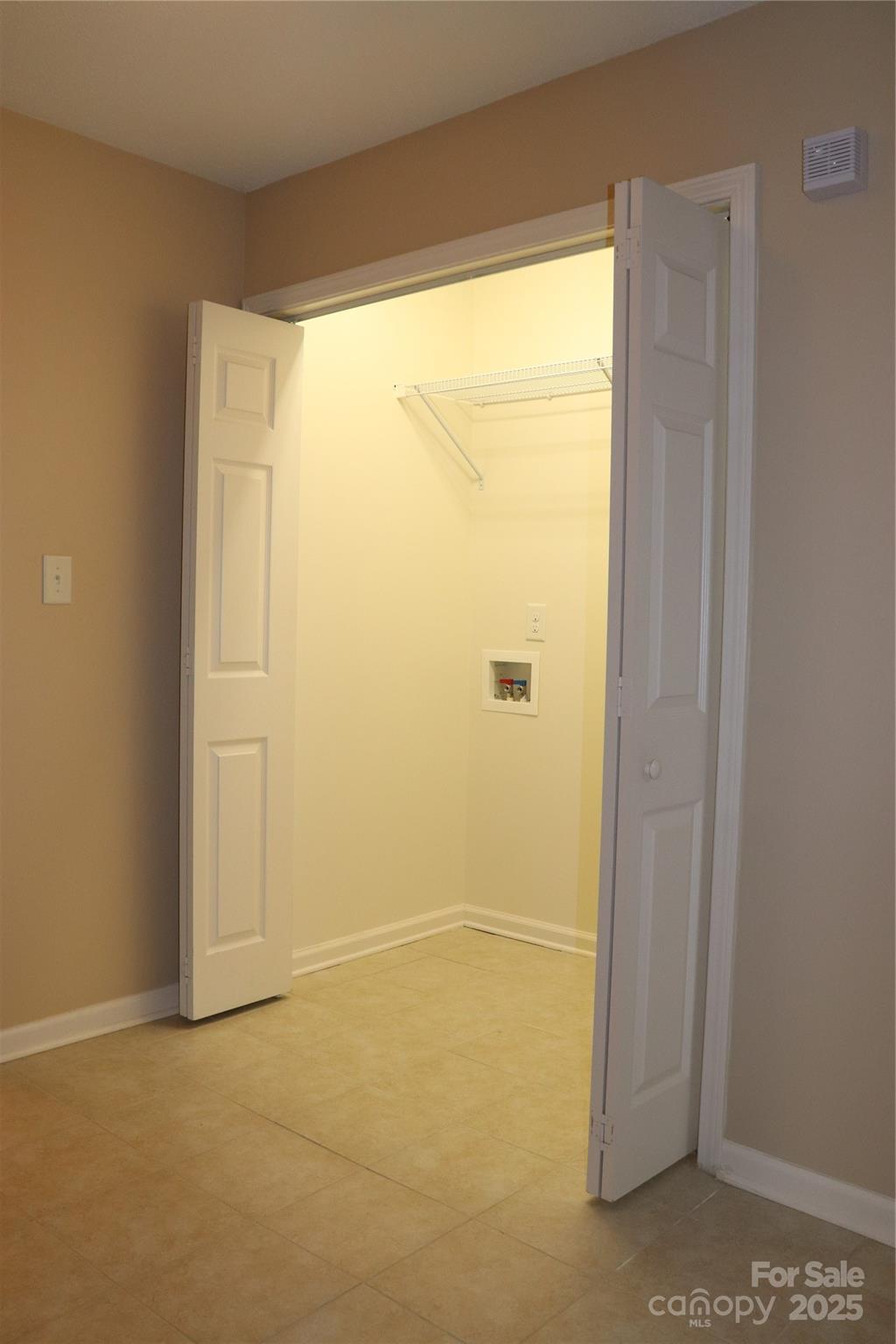 194 E Jay Drive Unit #3 Property Photo 38