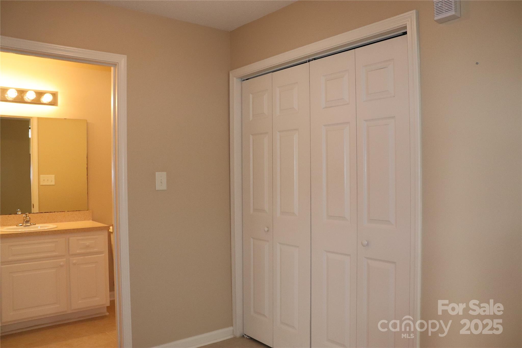 194 E Jay Drive Unit #3 Property Photo 42