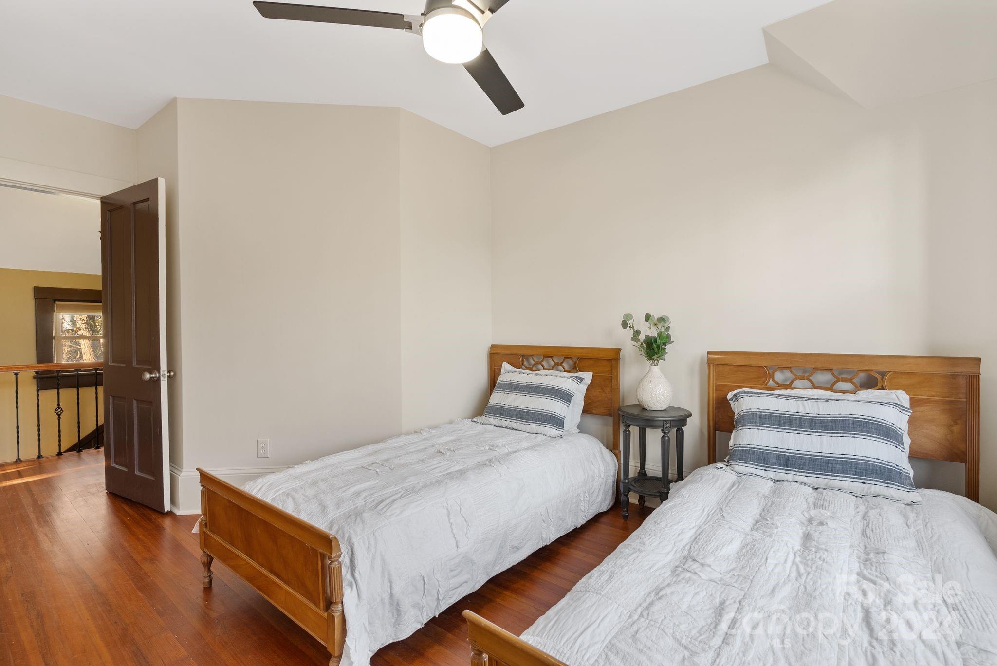 11 Cullowhee Street Property Photo 19