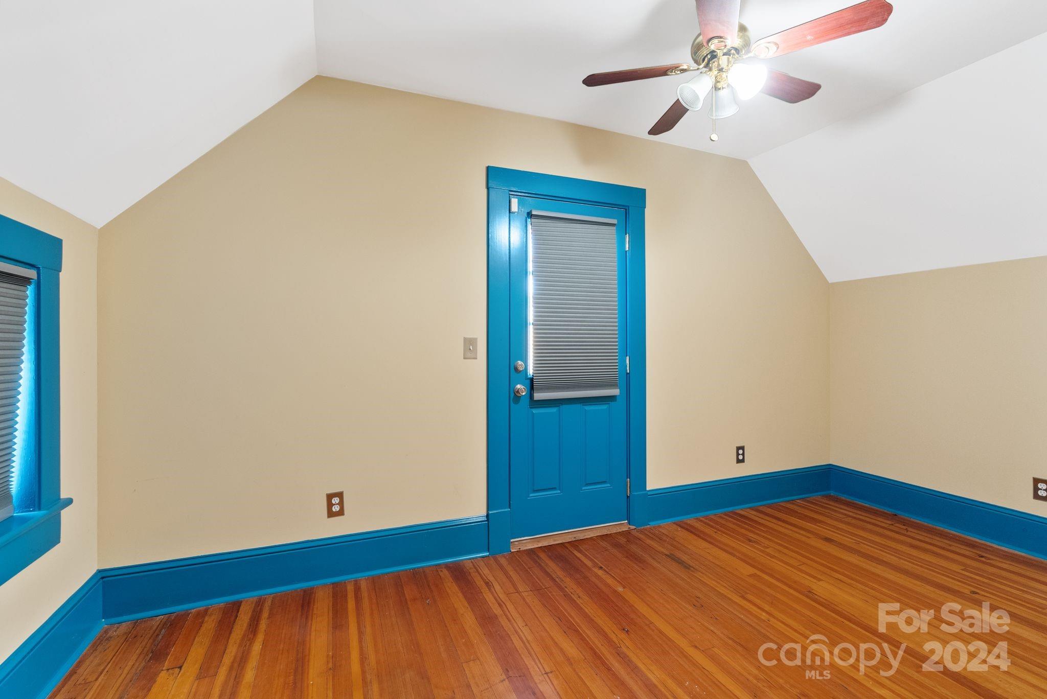 11 Cullowhee Street Property Photo 20