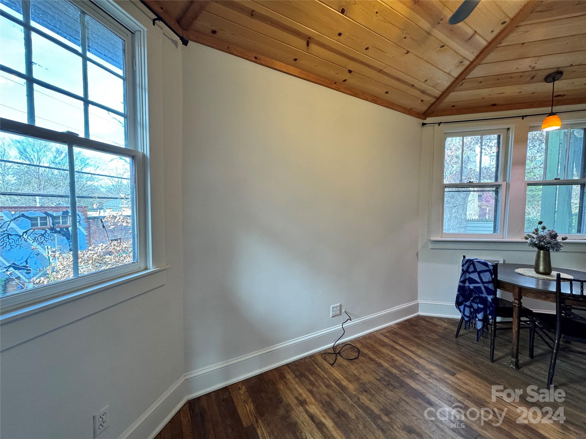 11 Cullowhee Street Property Photo 31
