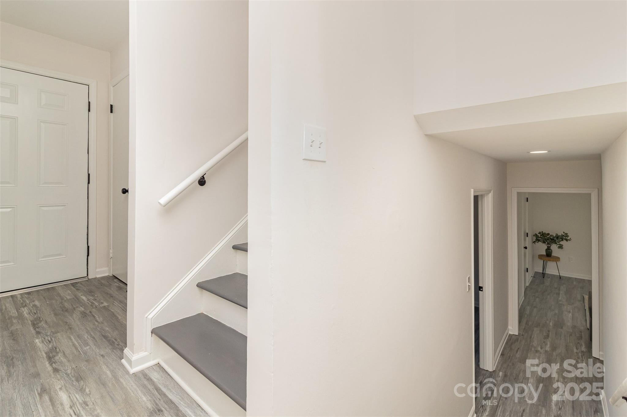 6521 Heatherbrook Avenue Property Photo 10