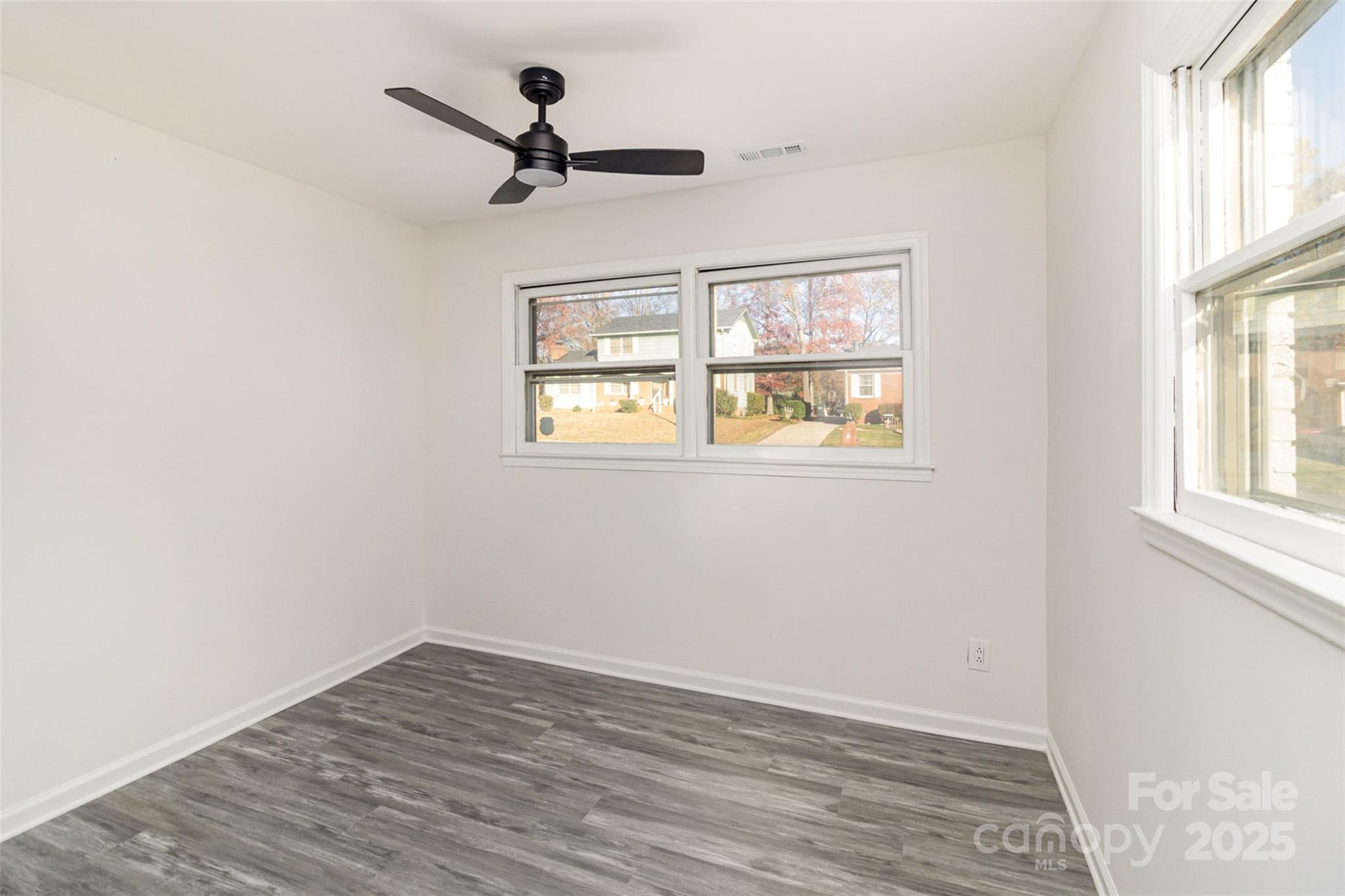 6521 Heatherbrook Avenue Property Photo 21
