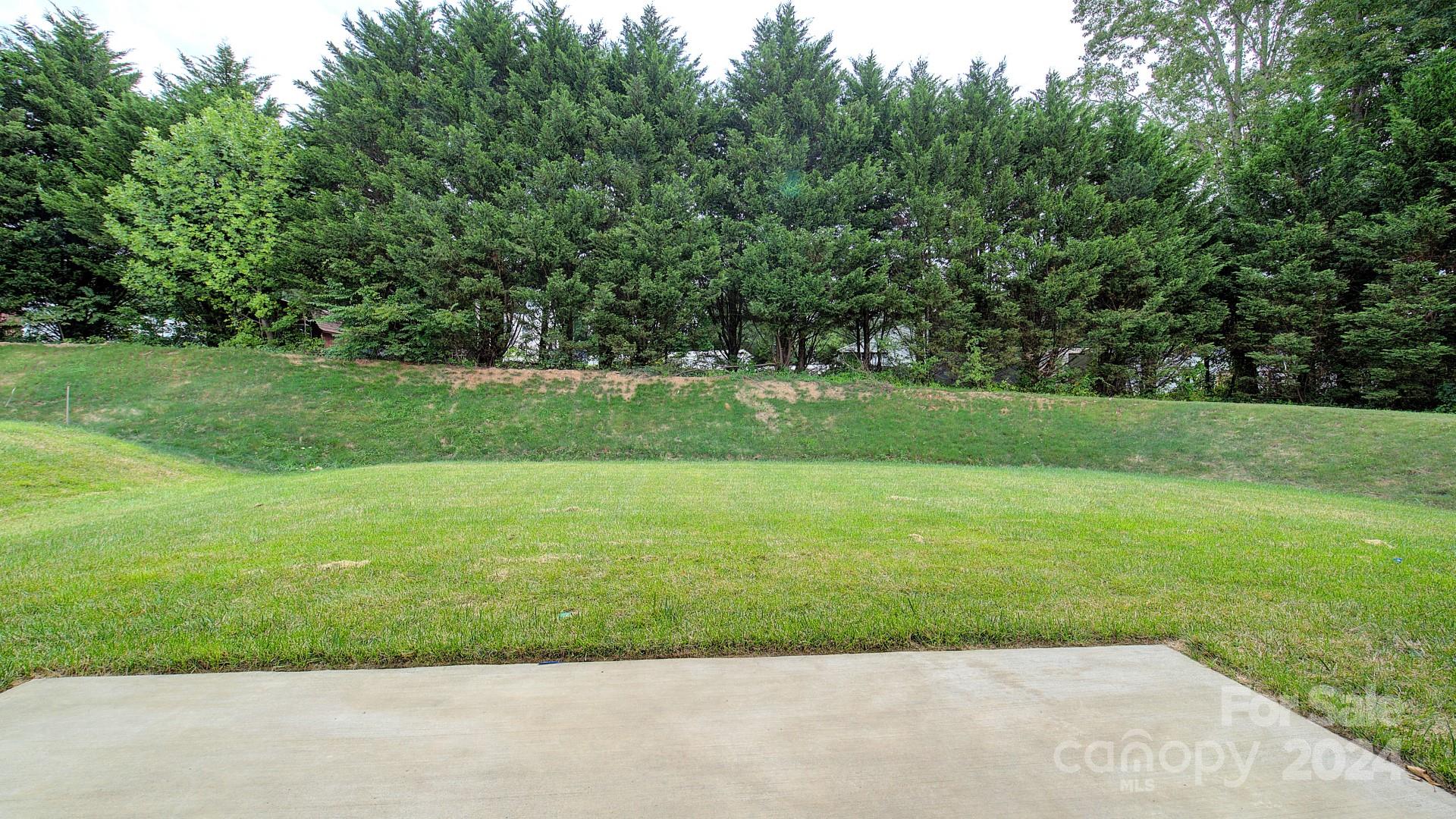 136 Ashelyn Park Drive Property Photo 18