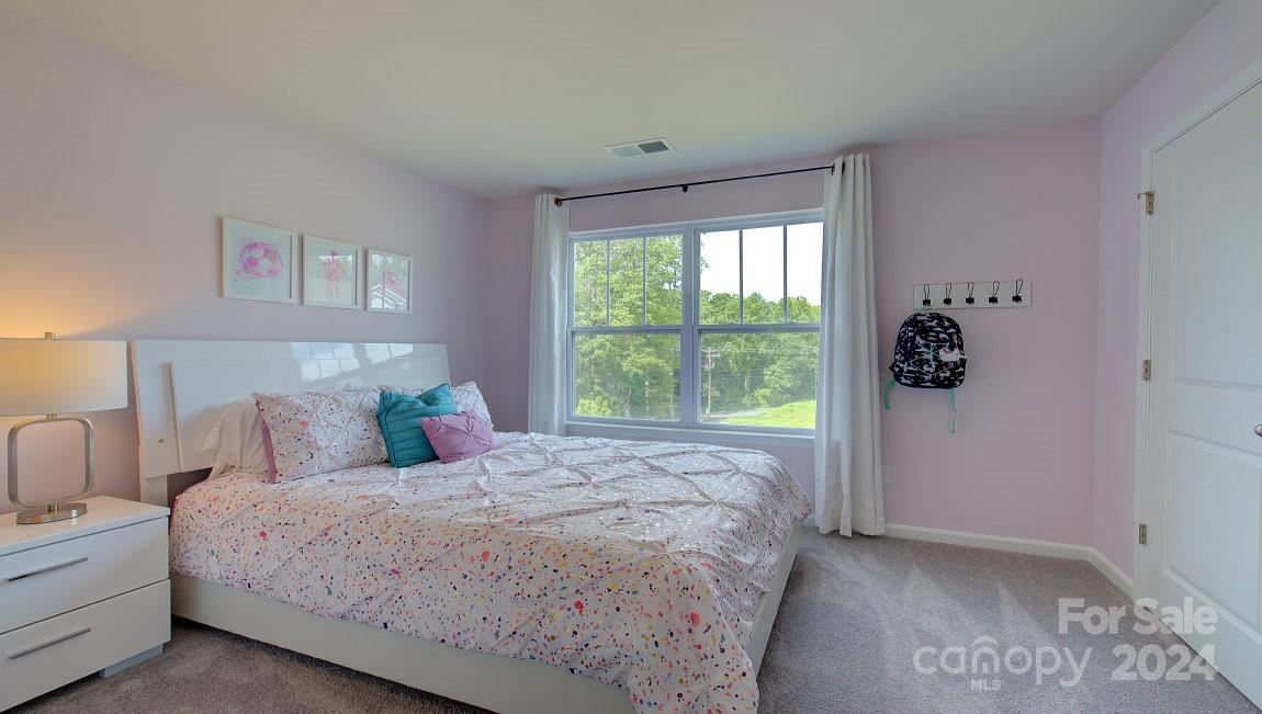 136 Ashelyn Park Drive Property Photo 26