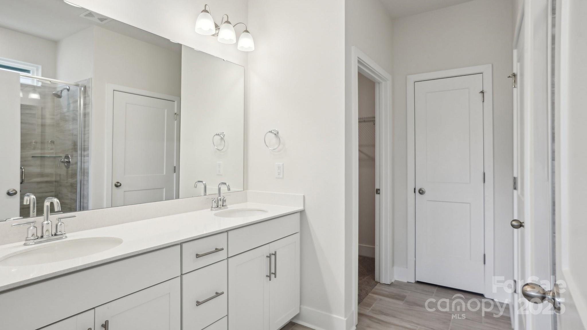 2031 Skyhawk Drive Property Photo 15