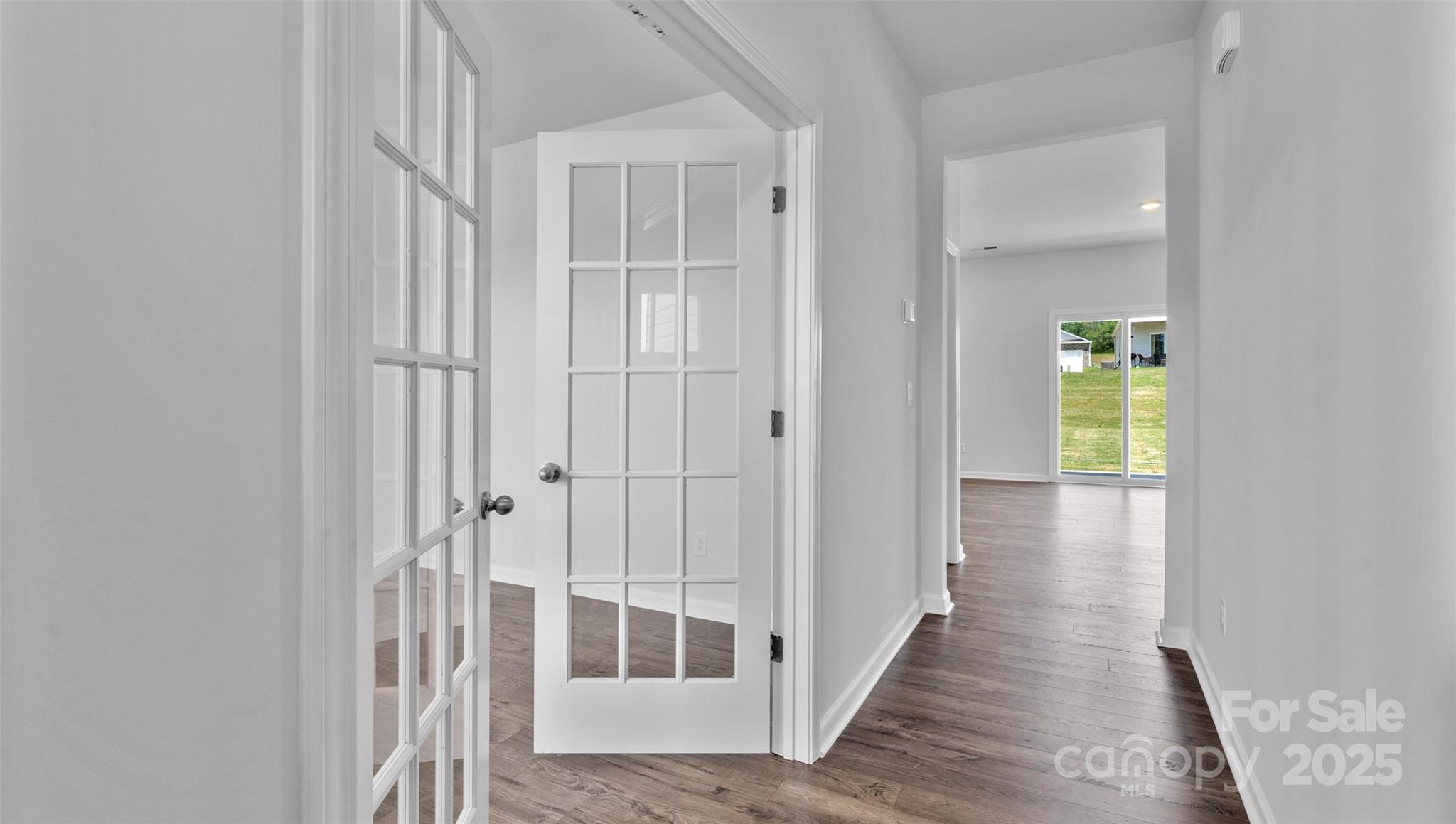 174 Ashelyn Park Drive Property Photo 2