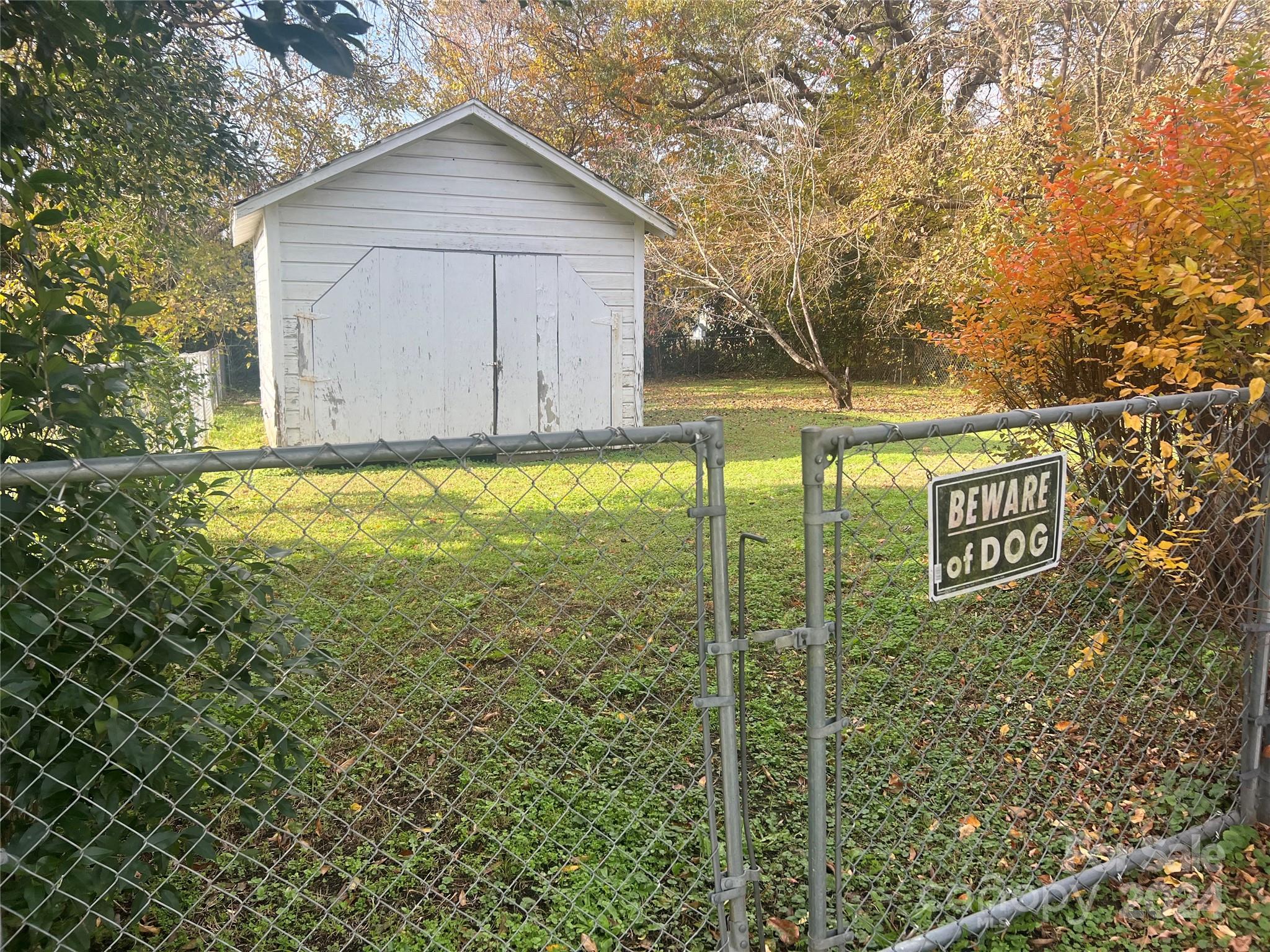 707 7th Street Property Photo 10